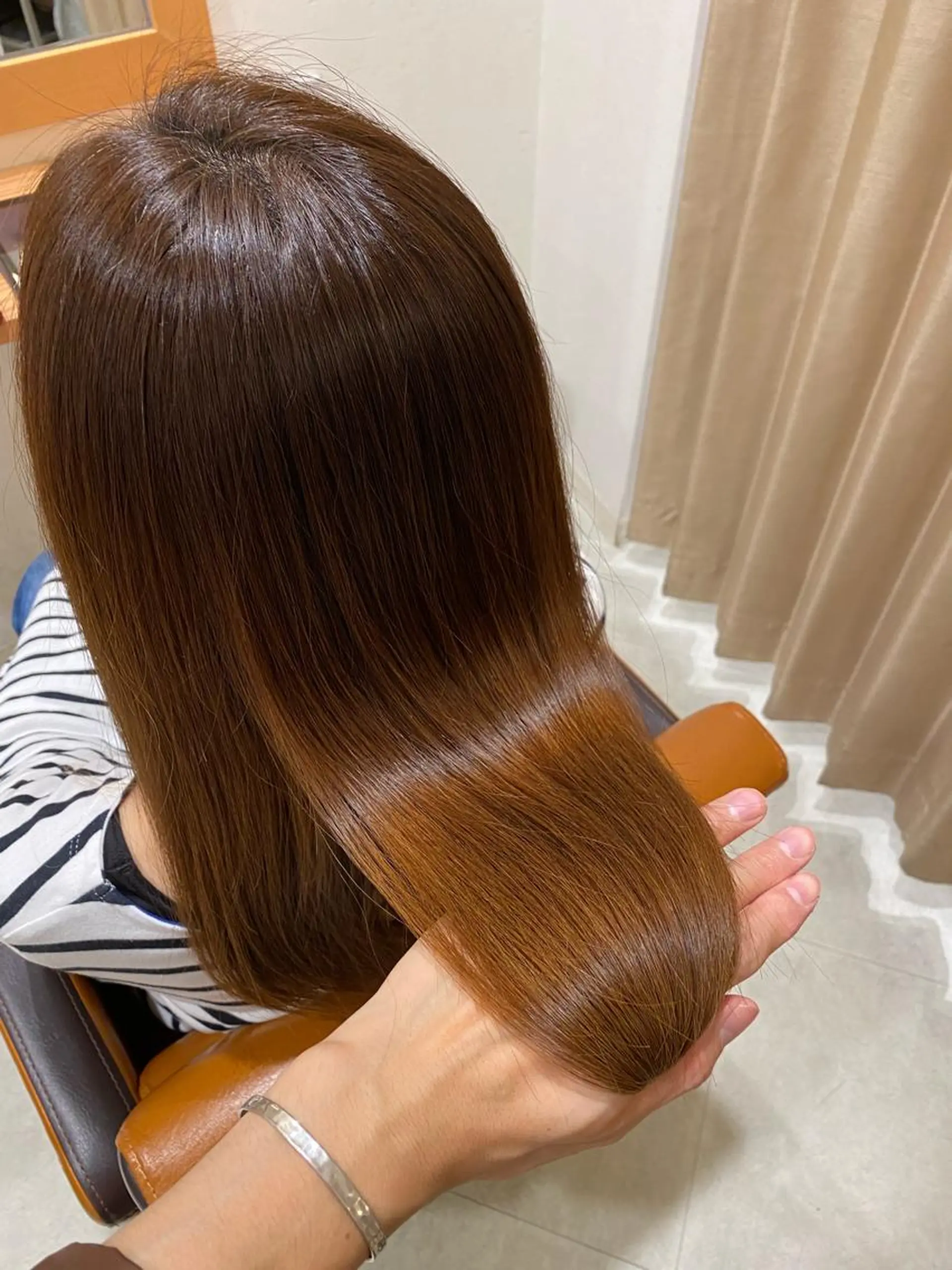 ロング トリートメント カット ヘアカラー トリートメント ツヤ髪専門美容師 桑原　和誠のヘアスタイル
