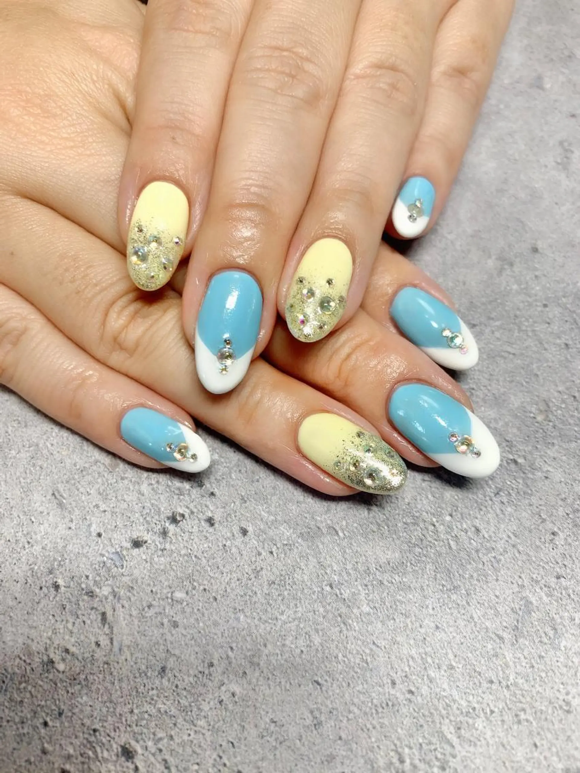 ネイル ハンドネイル clover nailのネイルデザイン