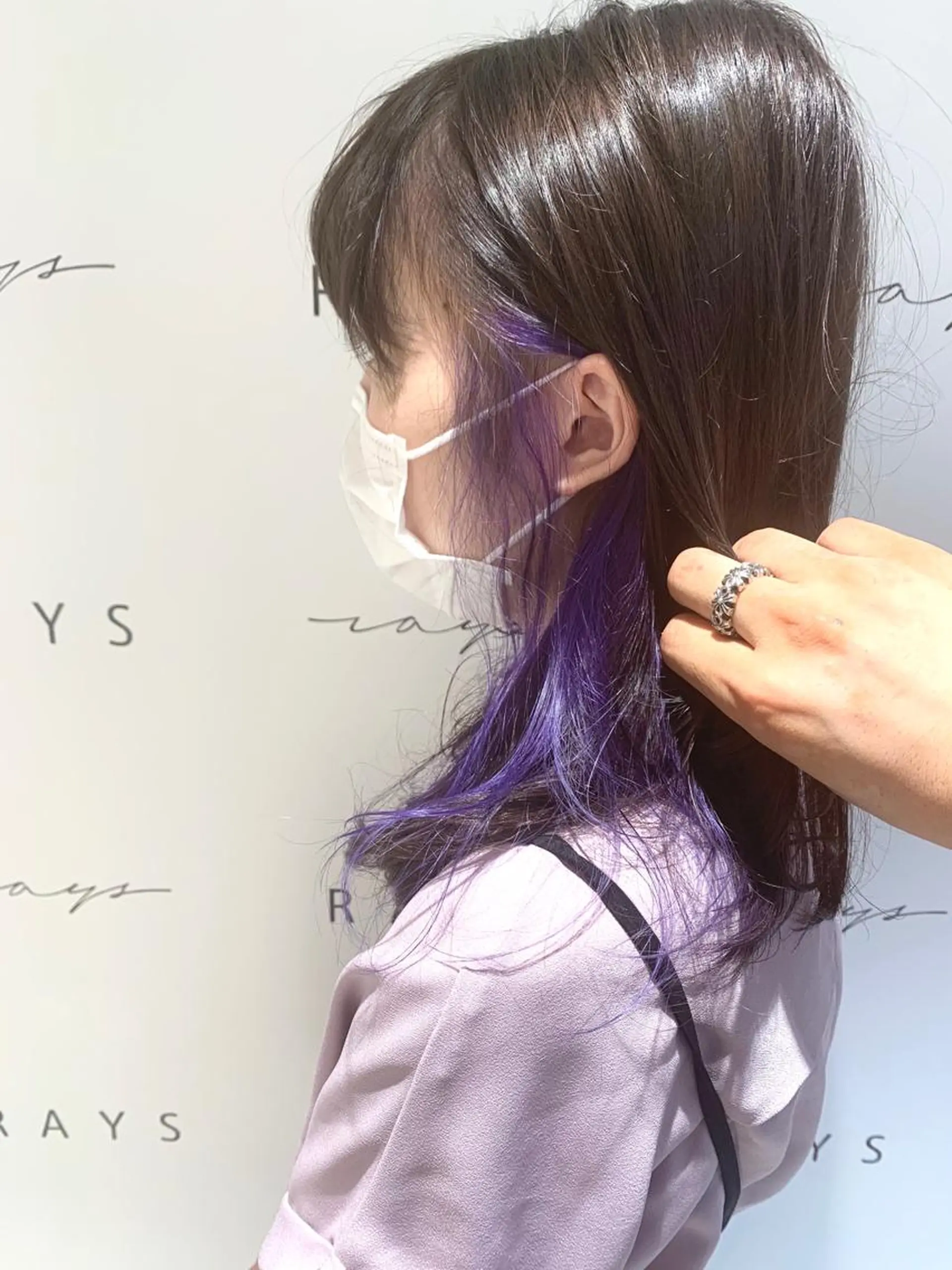 ロング パープルカラー ハニーバイ コードのヘアスタイル