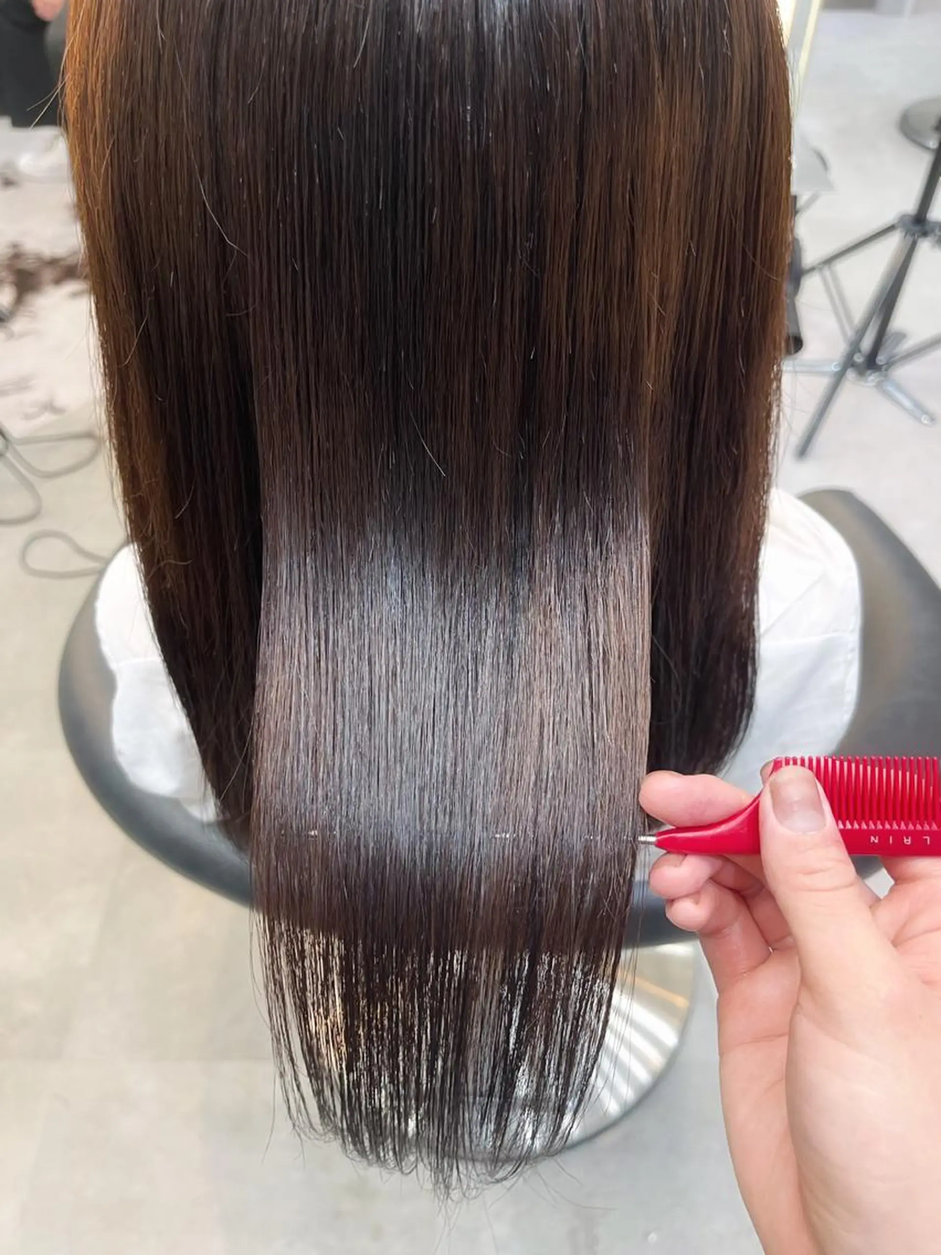 ミディアム カラー ヘアアレンジ ヘアカラー トリートメント ヘアセット ボブ｜韓国｜美髪矯正 ｜amika🌙のヘアスタイル