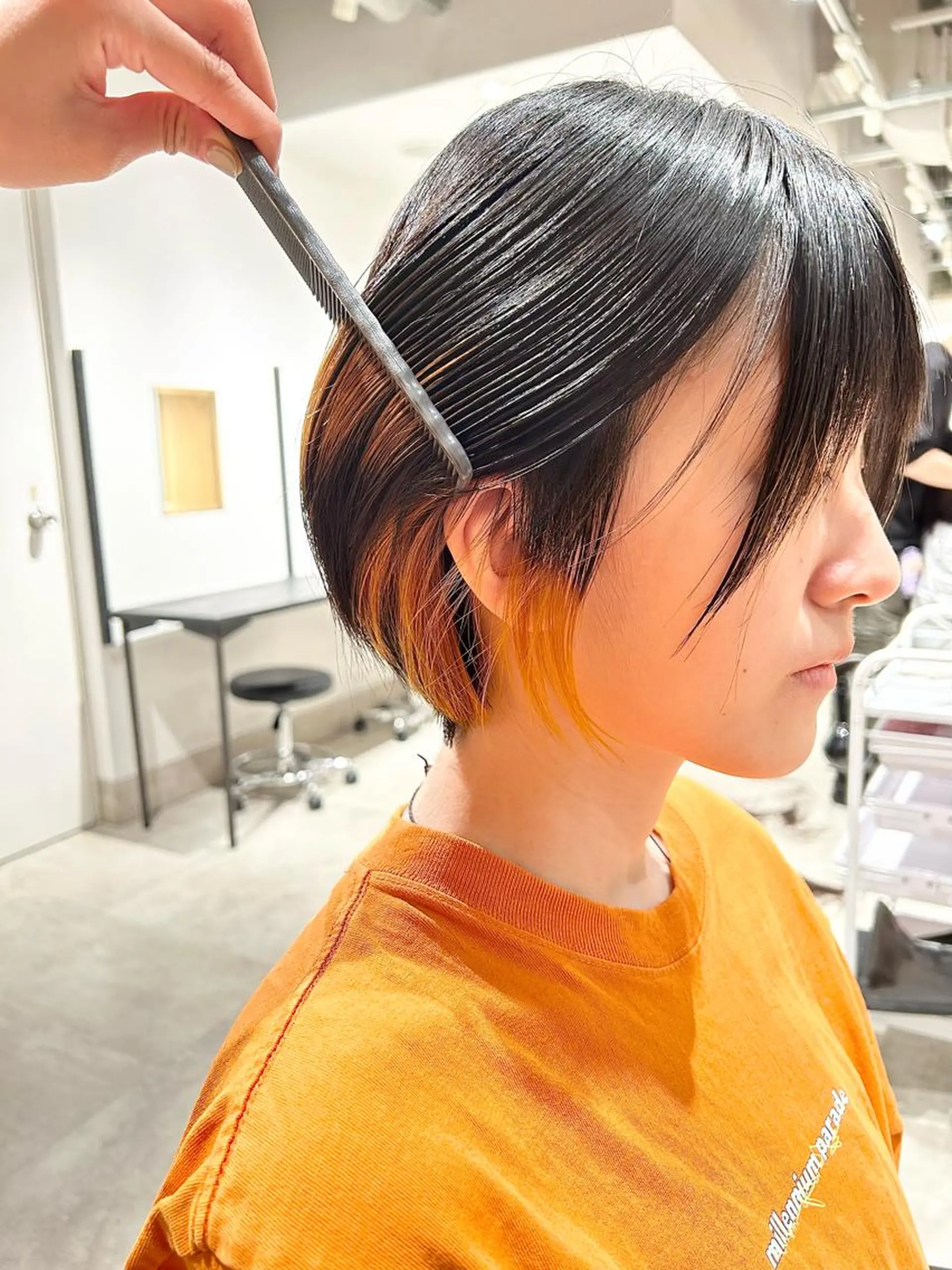 ショート カラー ブリーチ デザインカラー イヤリングカラー イエローカラー カット ヘアカラー トリートメント ヘッドスパ GO TODAY  SHAIRE  SALON   渋谷モディ所属・スキバサミを使わない カット🌼唯🌼のヘアスタイル