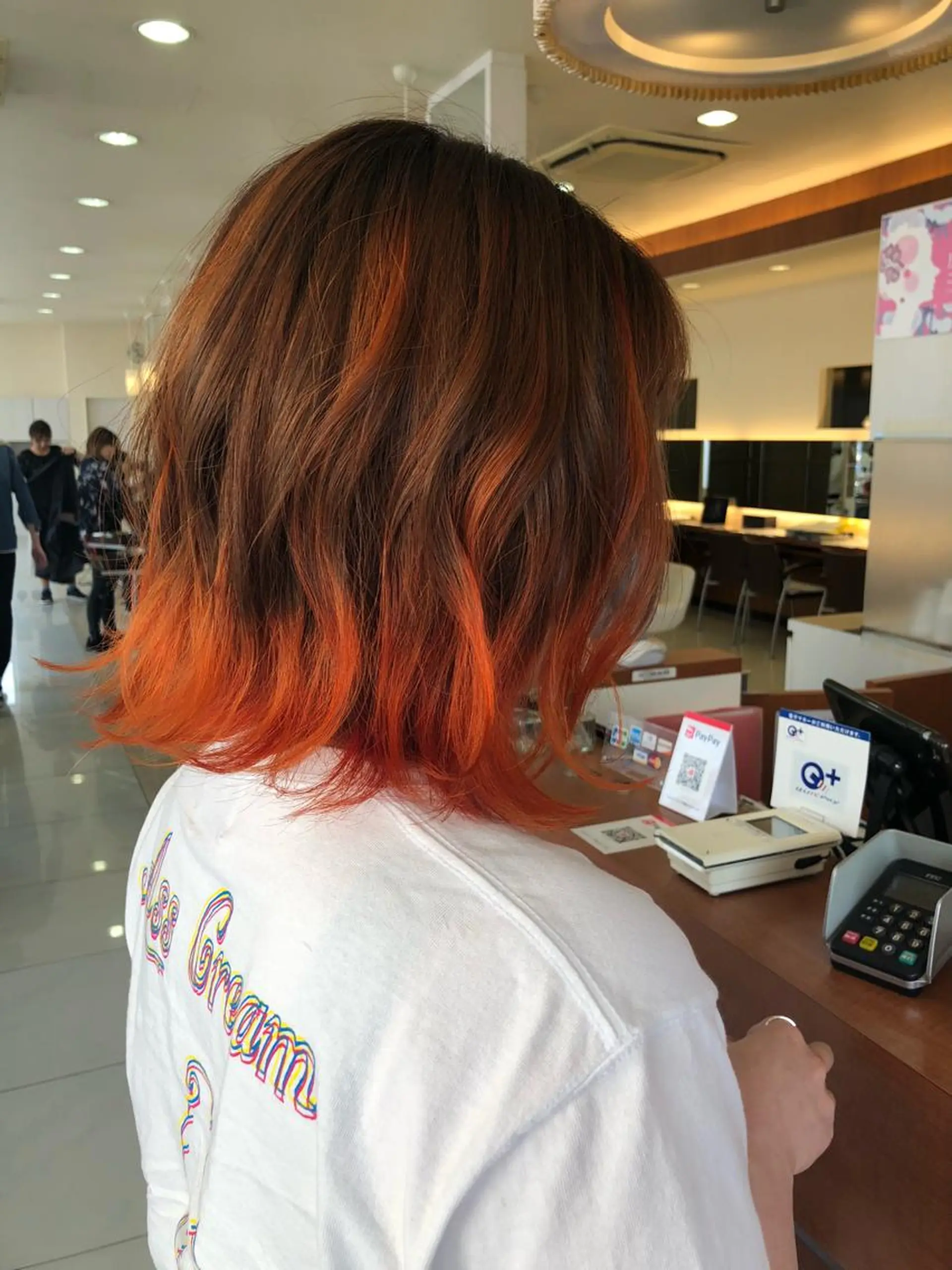 カラー 牧野 佳樹のヘアスタイル