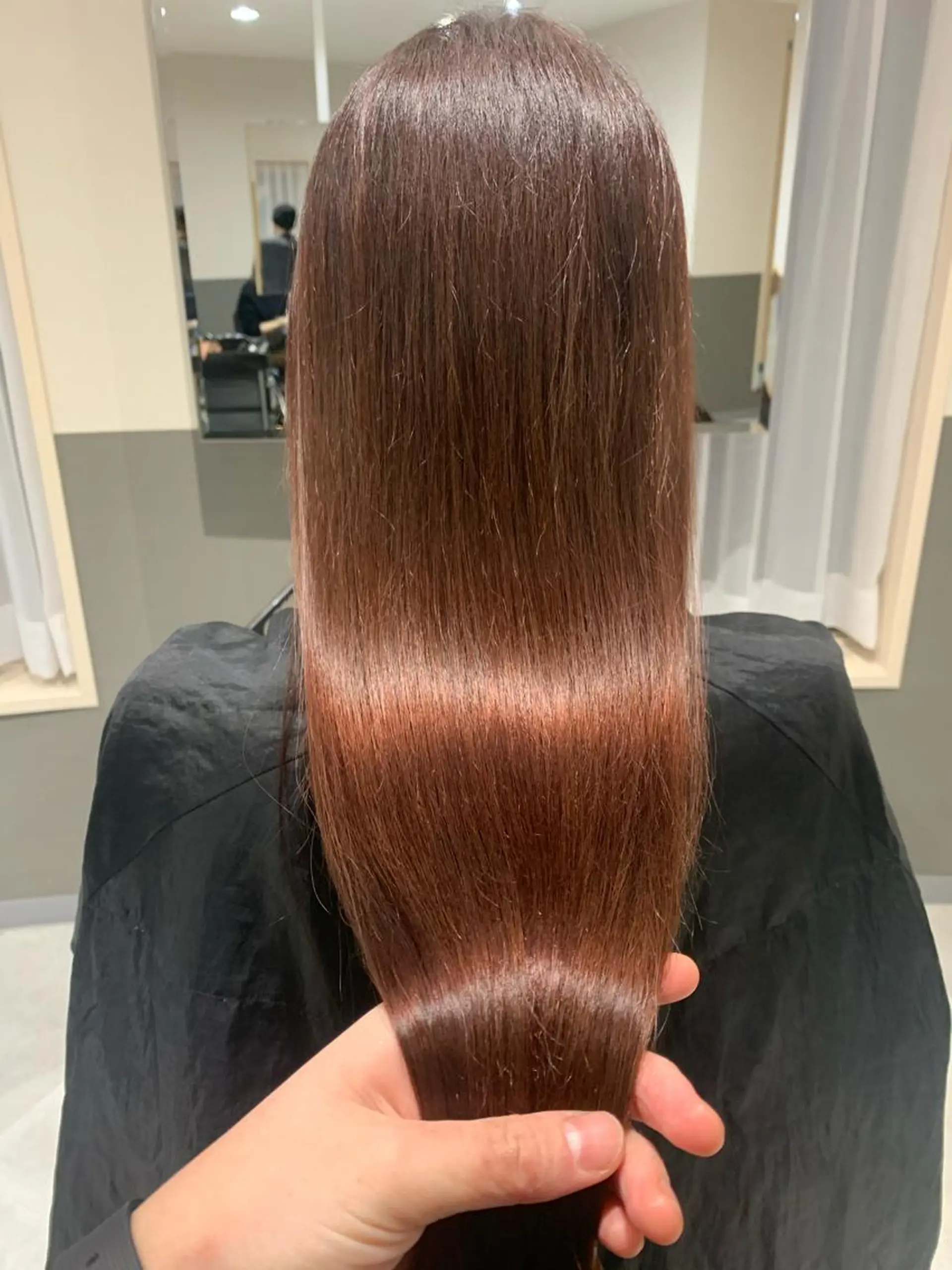 ロング カラー イルミナカラー ロング トリートメント カット パーマ ヘッドスパ Eleanor 立川北口のヘアスタイル