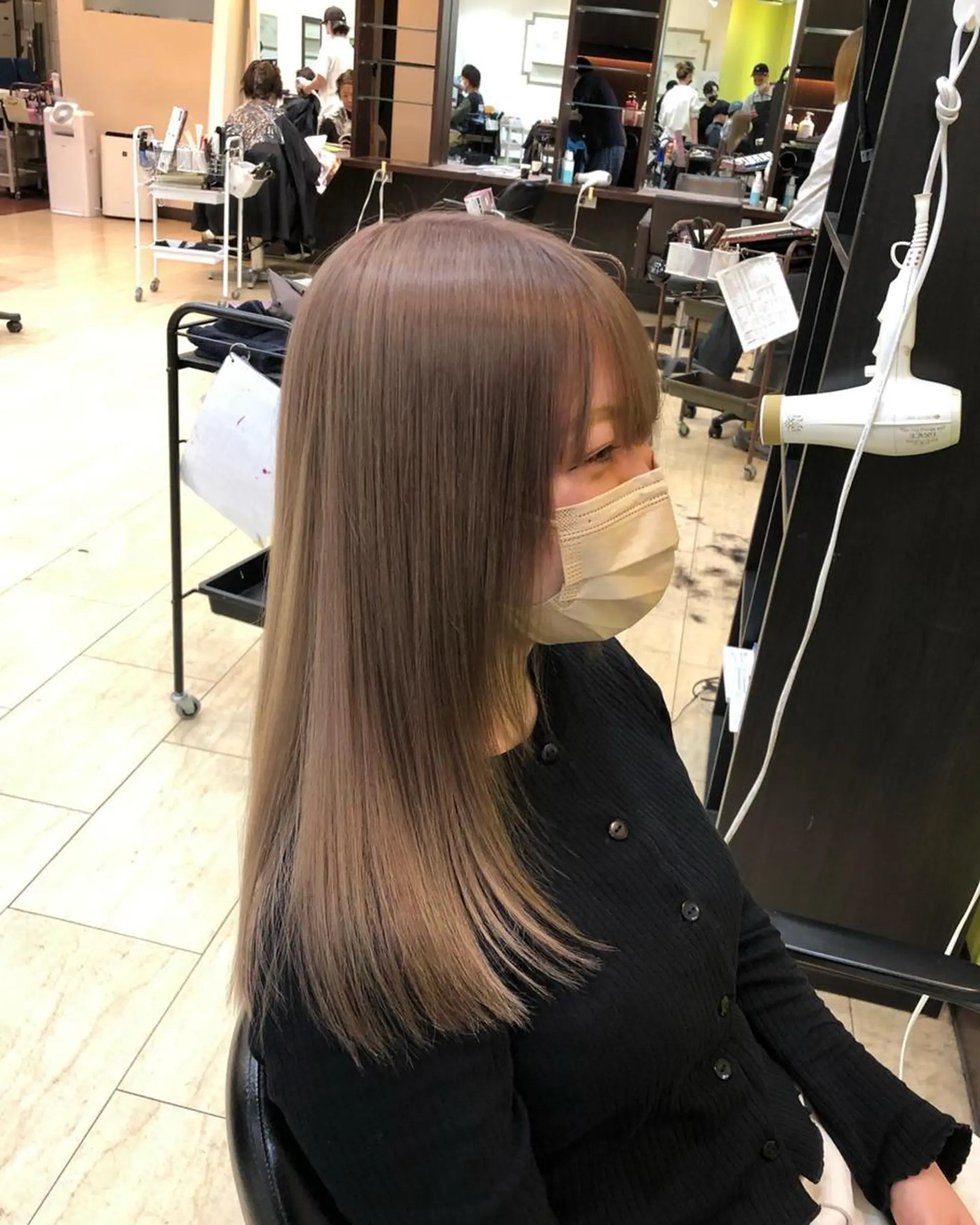 ショート カラー パーマ ヘアアレンジ メンズ メンズバレイヤージュ メンズブリーチ メンズハイライト メンズハイトーン メンズインナーカラー yasu ヤスのヘアスタイル