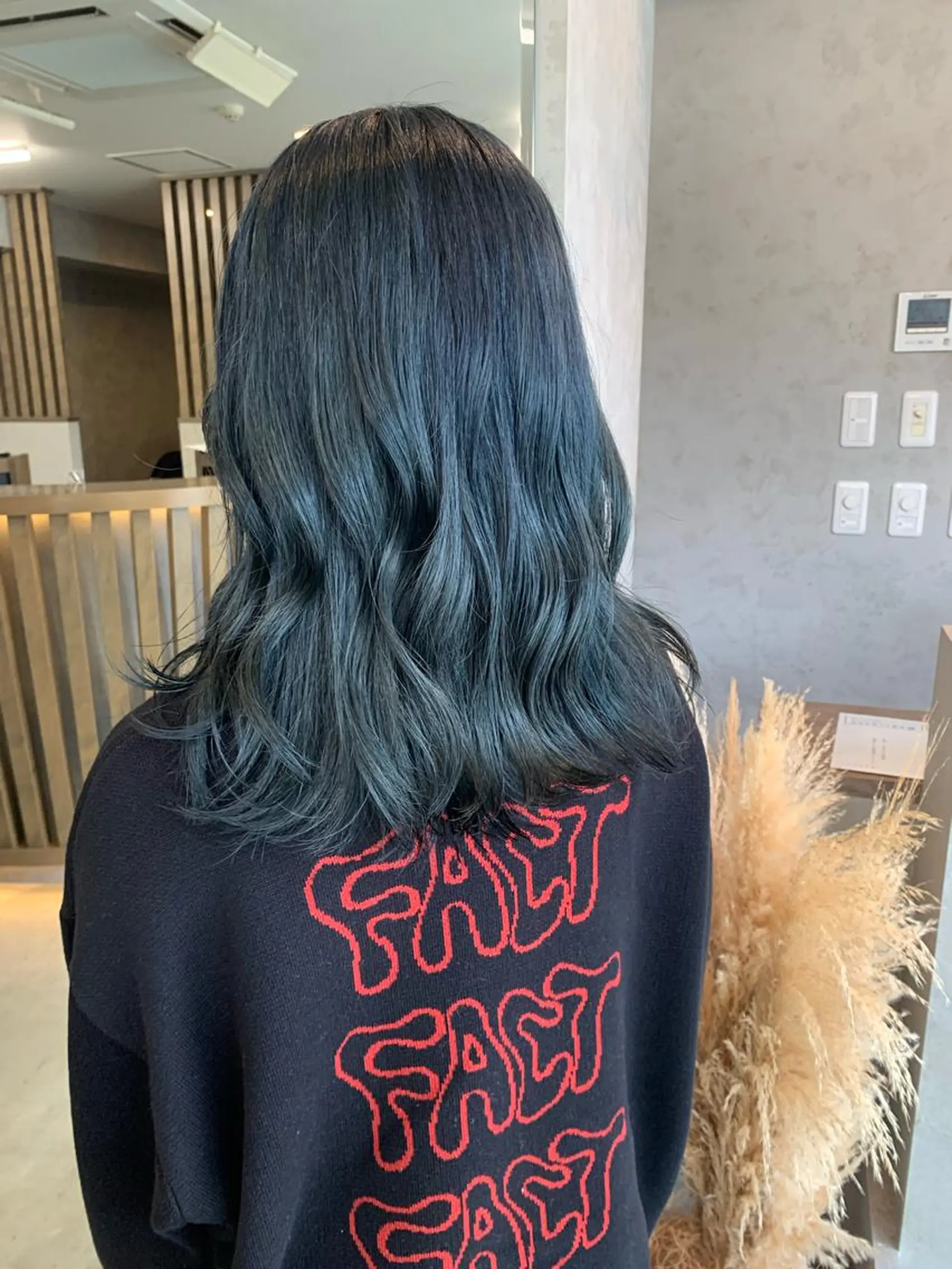 ロング カラー 黒髪 ブルーカラー ブルーブラック Haru/THREE …by velvetのヘアスタイル