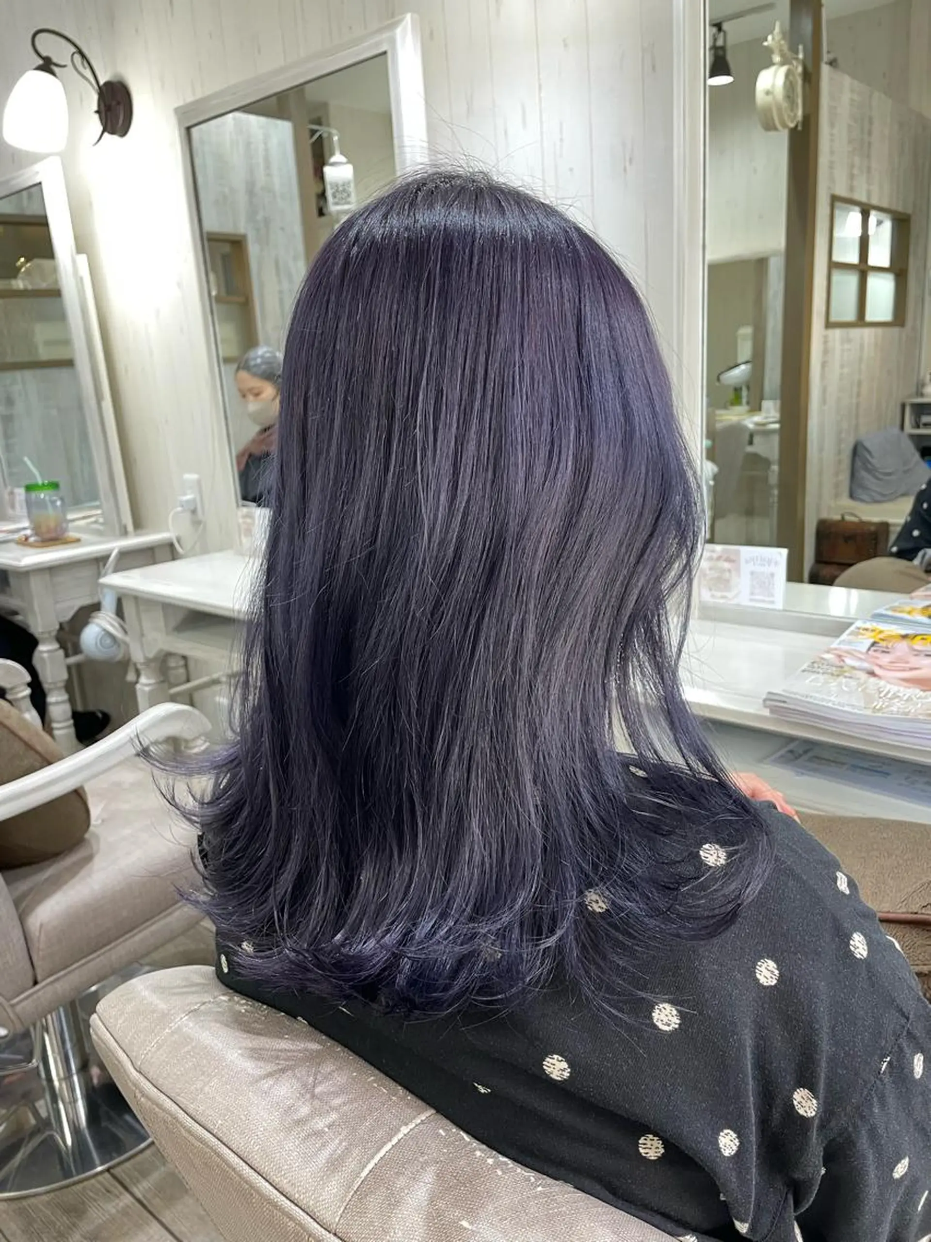 セミロング ヘアカラー トリートメント 🌿ネモト メイナ🌿‬のヘアスタイル