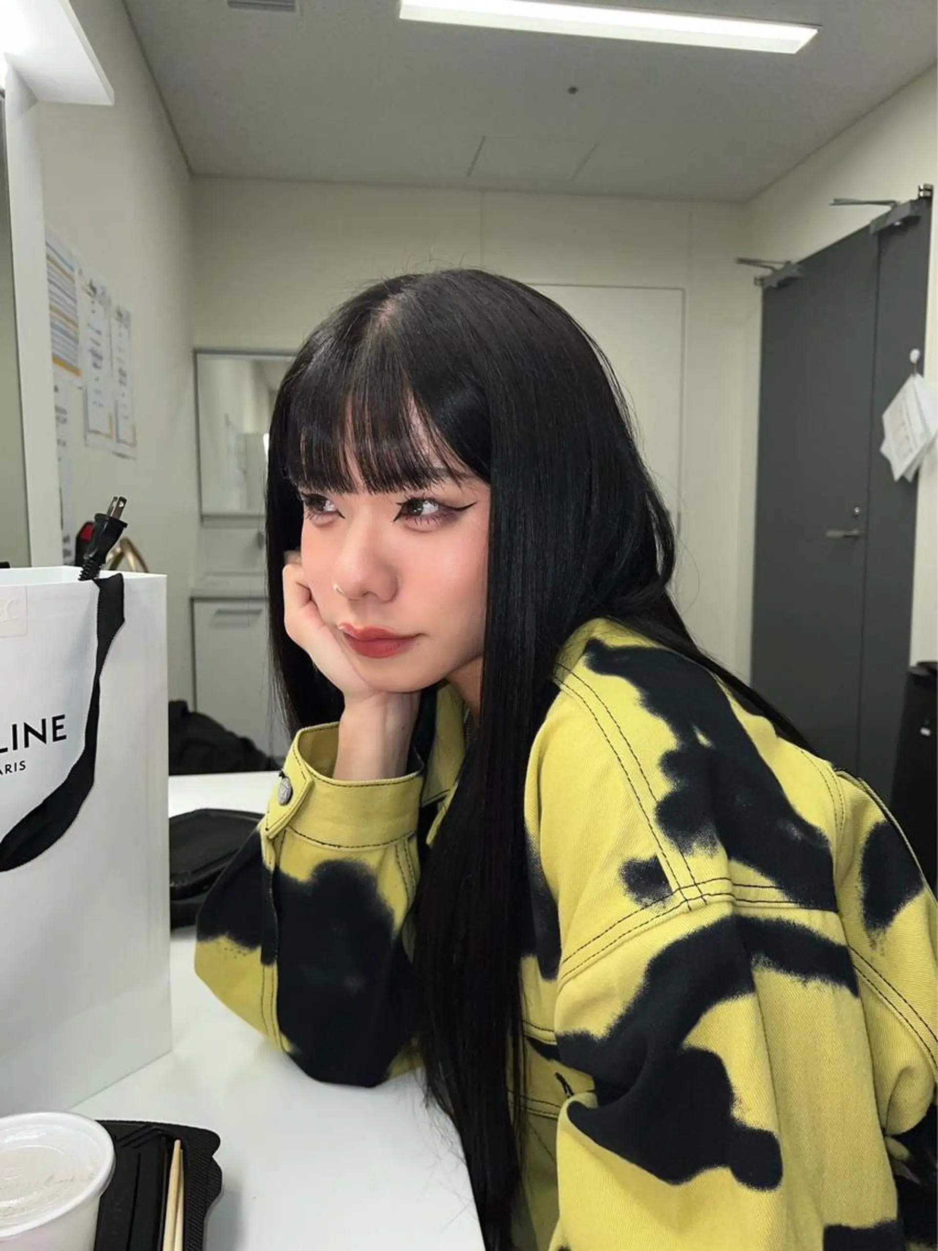 ロング シールエクステ くびれヘア エクステ 顔まわりレイヤー 顔周りカット エクステ ブリーチ/ハイトーン ベージュ/daikiのヘアスタイル