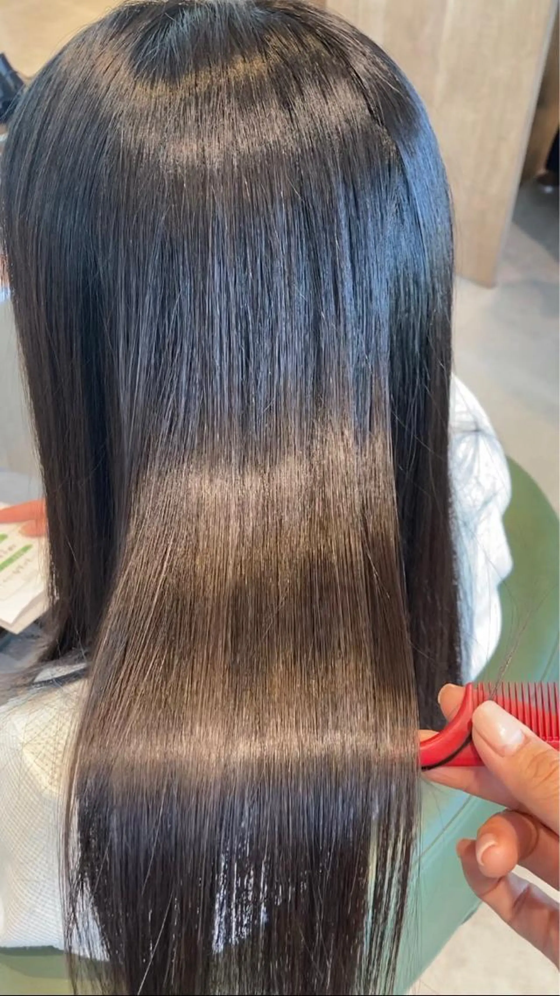 ロング 長岡 香澄のヘアスタイル