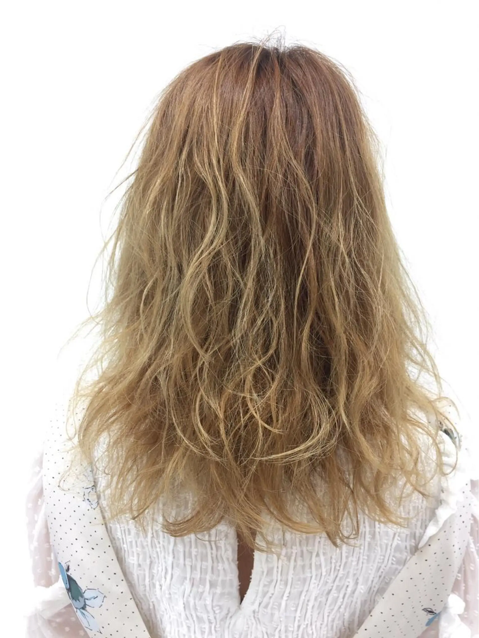 セミロング カラー パーマ ハイトーンカラー 外国人風カラー ニュアンスパーマ 佐藤 祥太のヘアスタイル