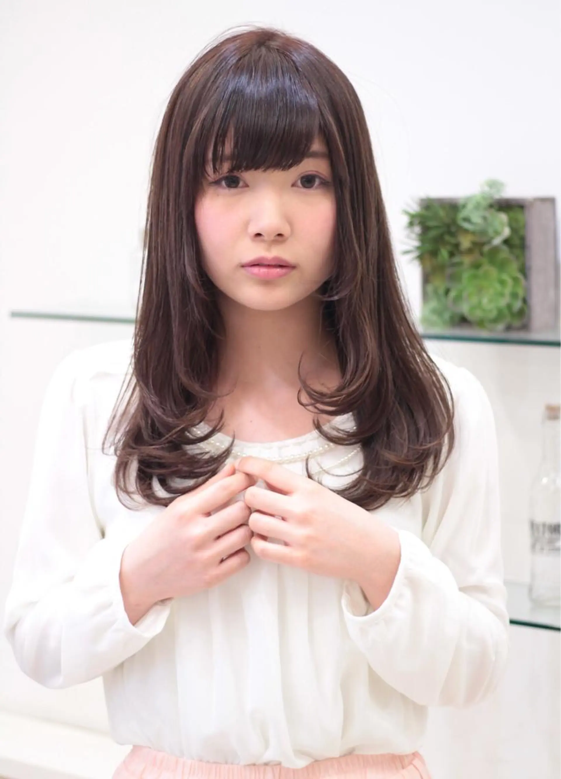 セミロング カラー レイヤーカット ディレクター ノナカのヘアスタイル