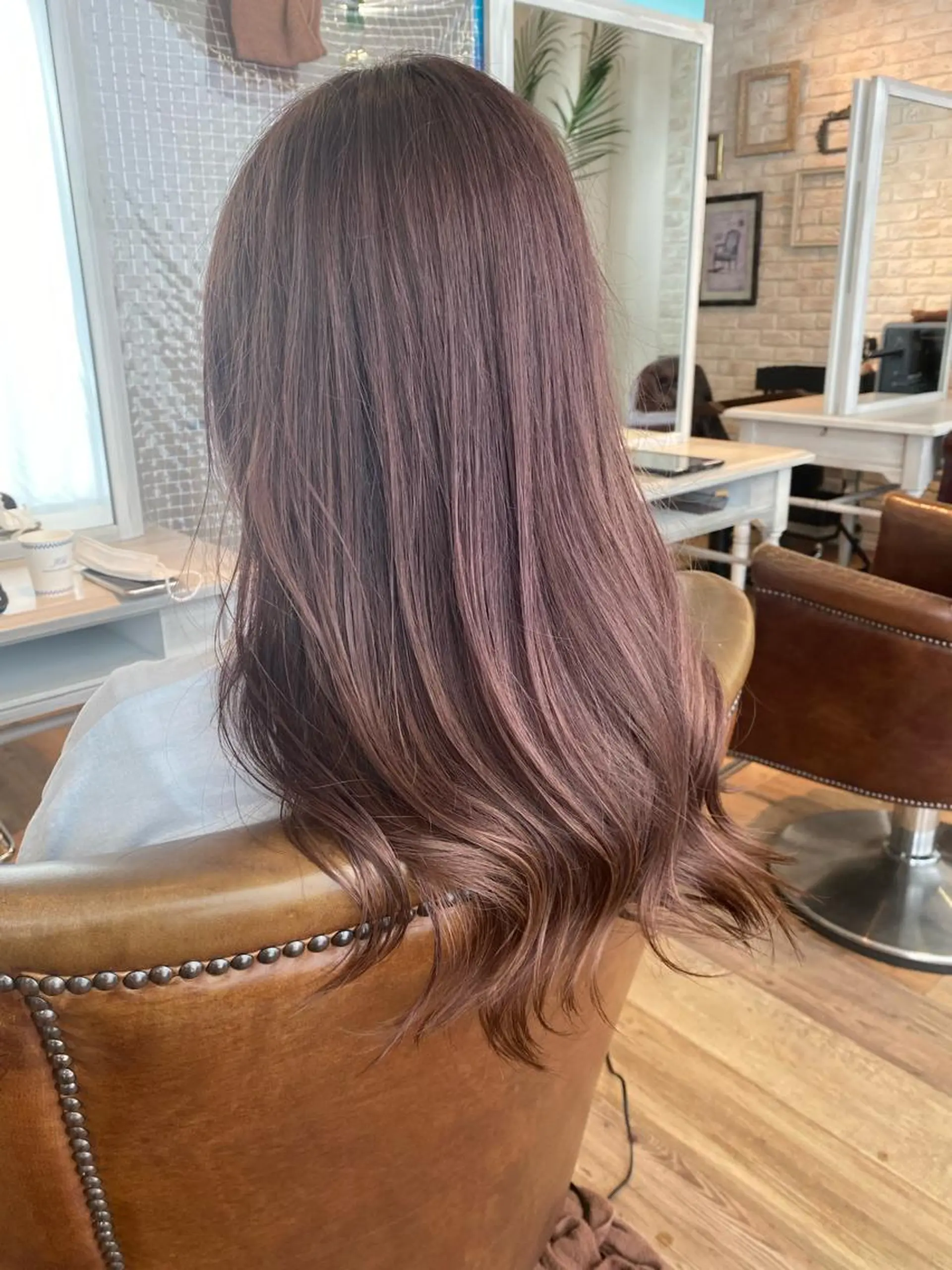ロング カラー ベージュカラー ピンクカラー ピンクベージュ カット ヘアカラー アンソニー ショウゴのヘアスタイル