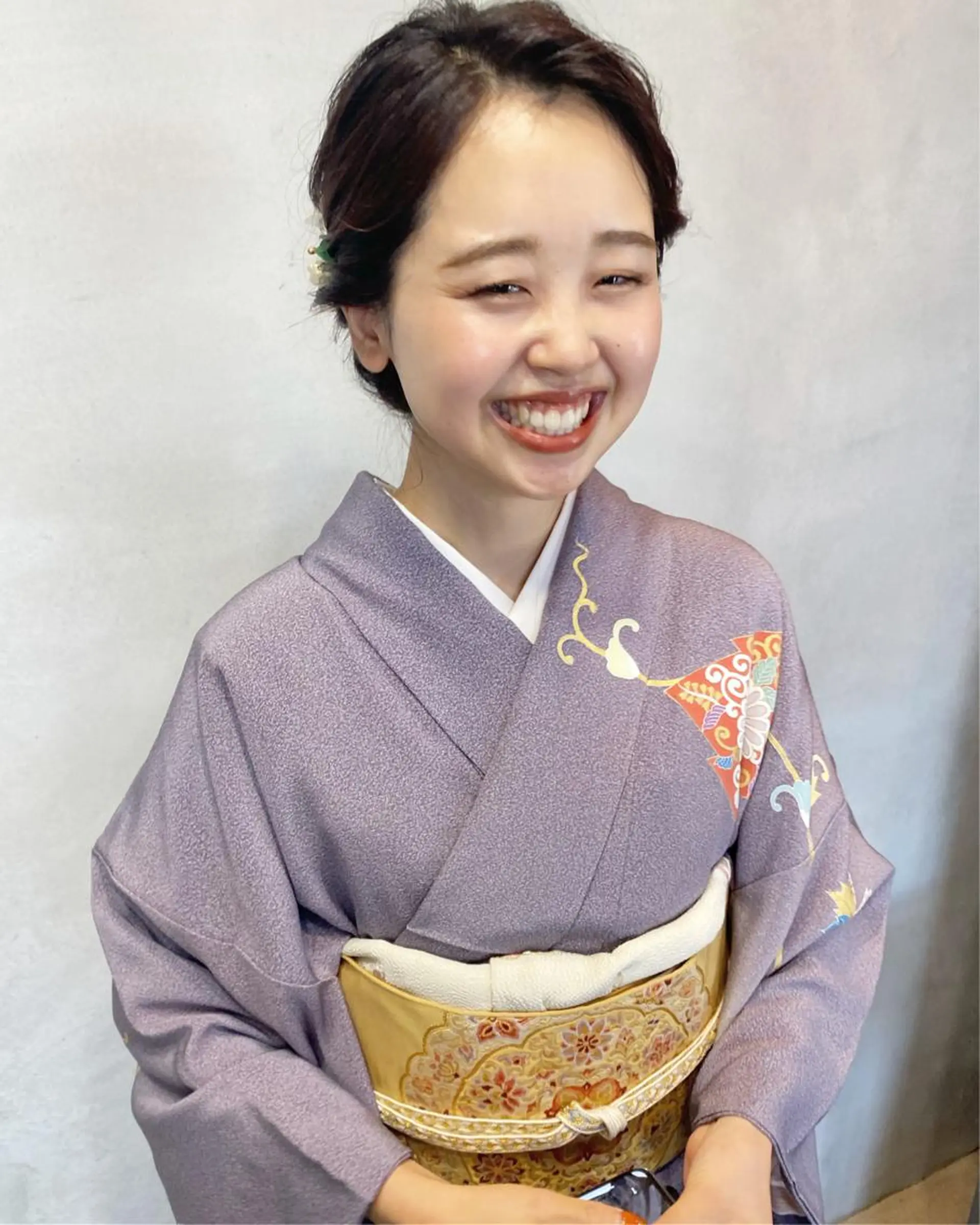 ロング ヘアアレンジ 成人式 卒業式のヘアスタイル ヘアセット FIORE hair design所属・山根 奈緒のマツエク・マツパデザイン