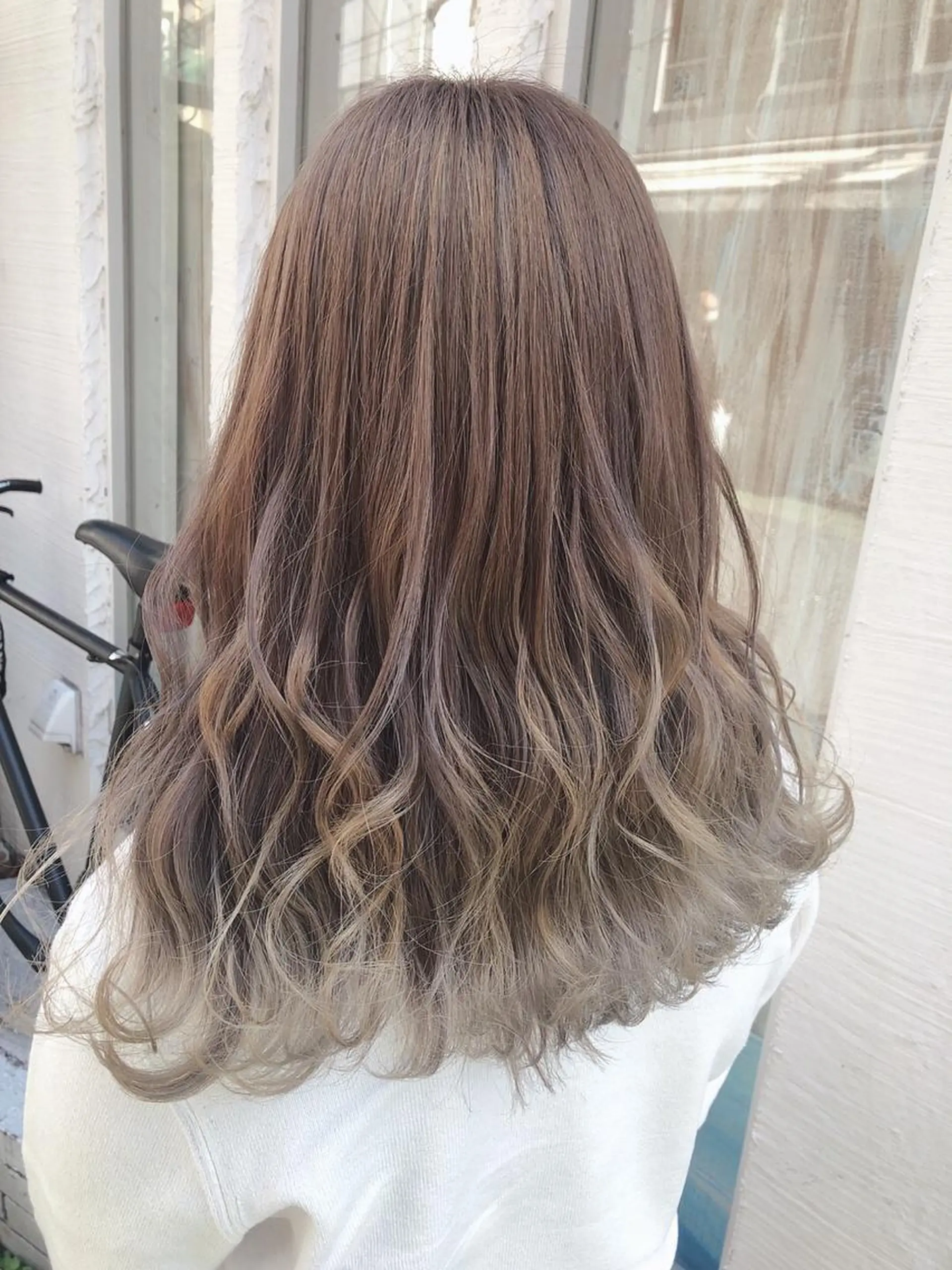 セミロング カラー ヘアカラー uros.所属・メンズパーマ/ エクステ🌞セナのヘアスタイル