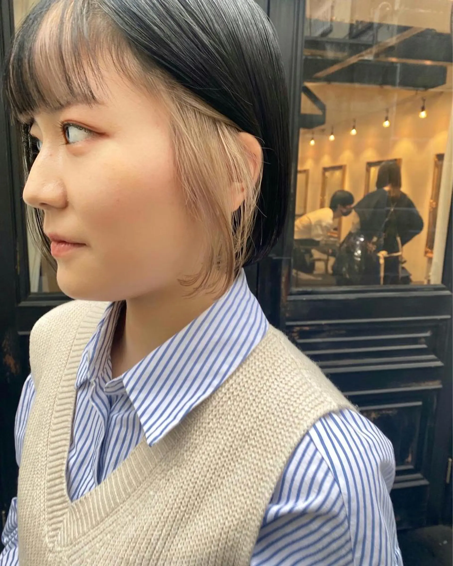 ショート カラー ベージュカラー ブリーチ ホワイトベージュ ボブ ヘアカラー トリートメント ヘッドスパ tonari 梅田、中崎町のヘアスタイル