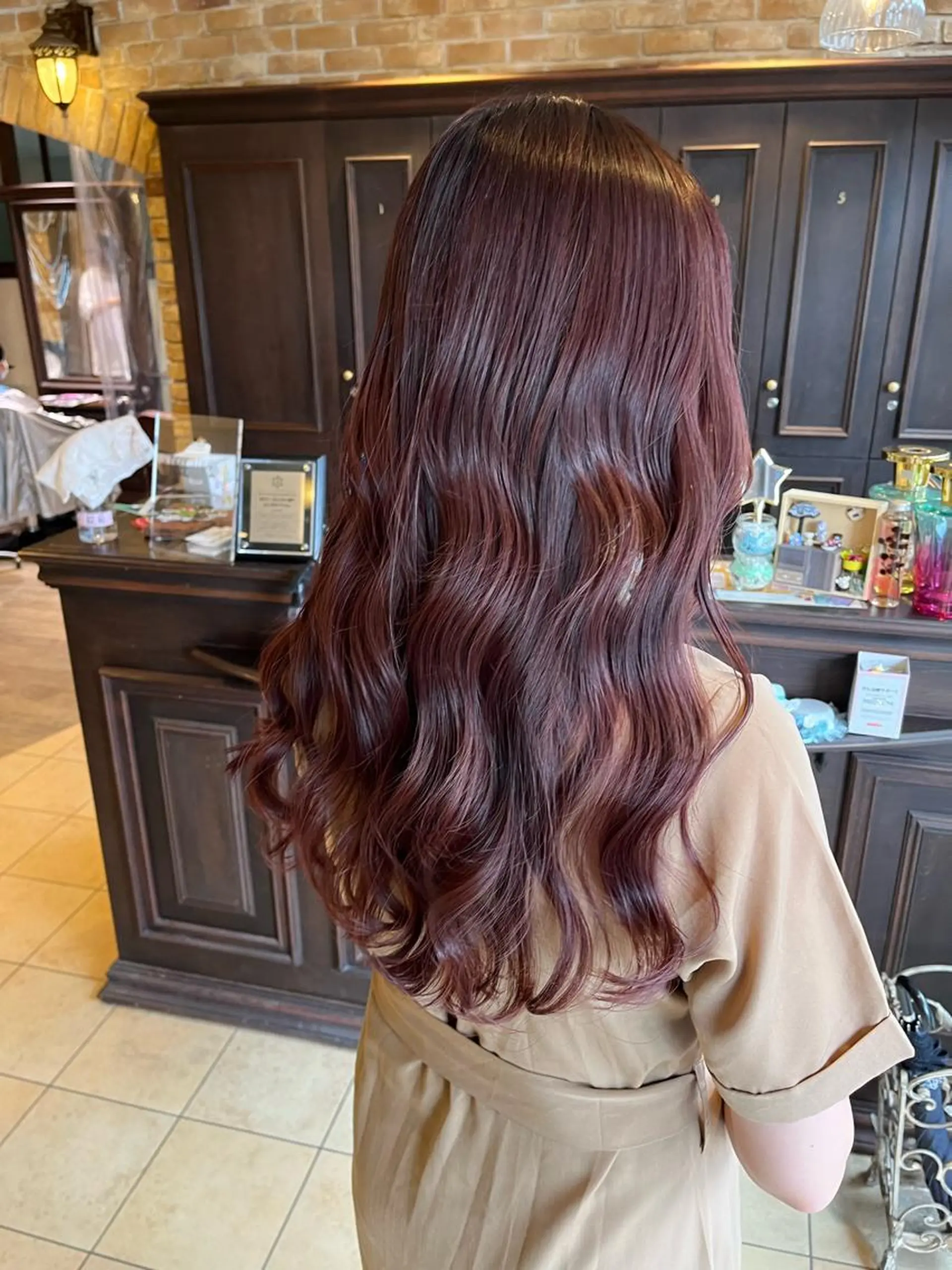 ロング ヘアカラー 🧡ミルクティー/ レイヤー🧡ショウナのヘアスタイル