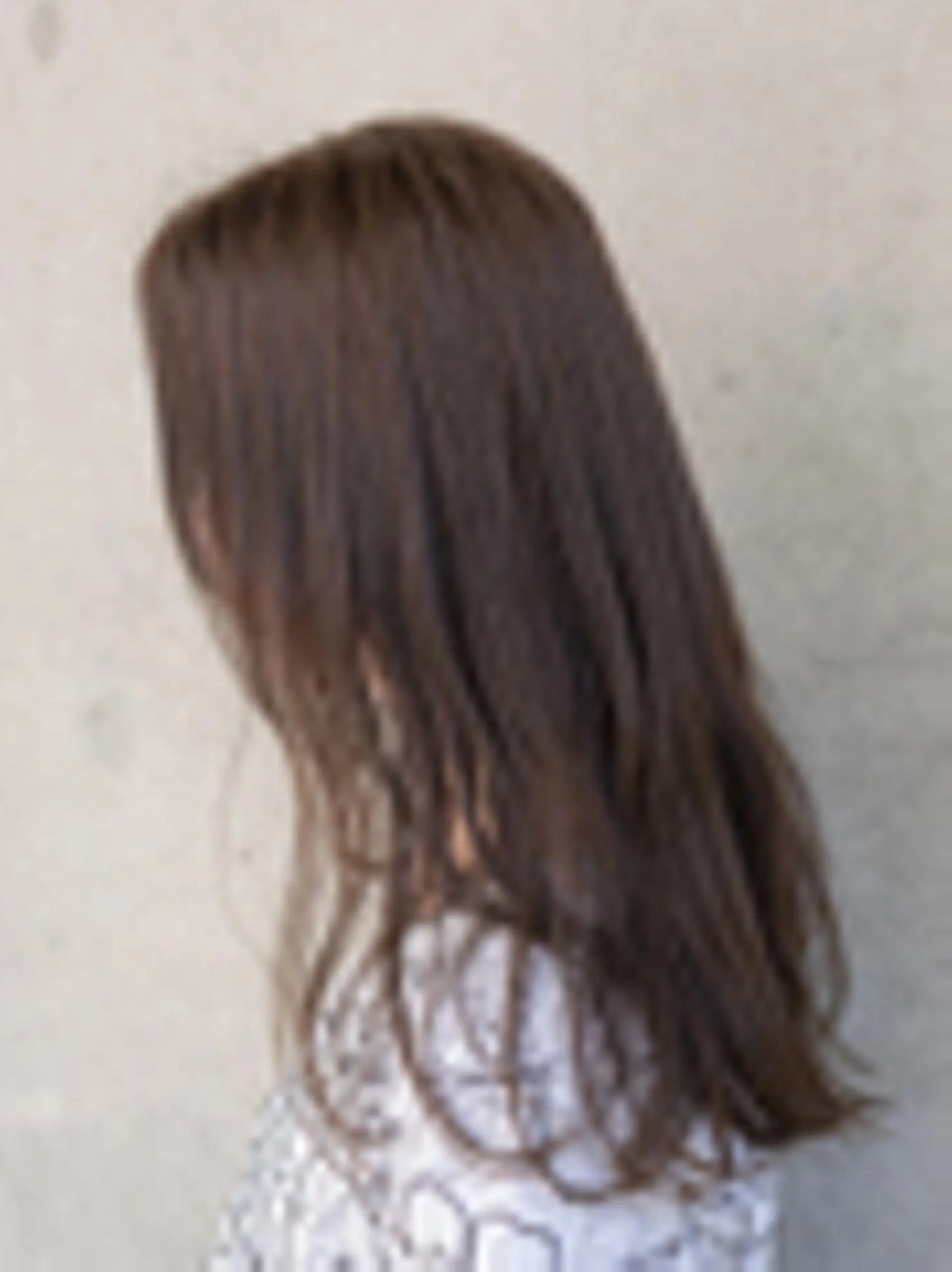 セミロング アッシュ ヘアカラー SiLO 【シロ】のヘアスタイル