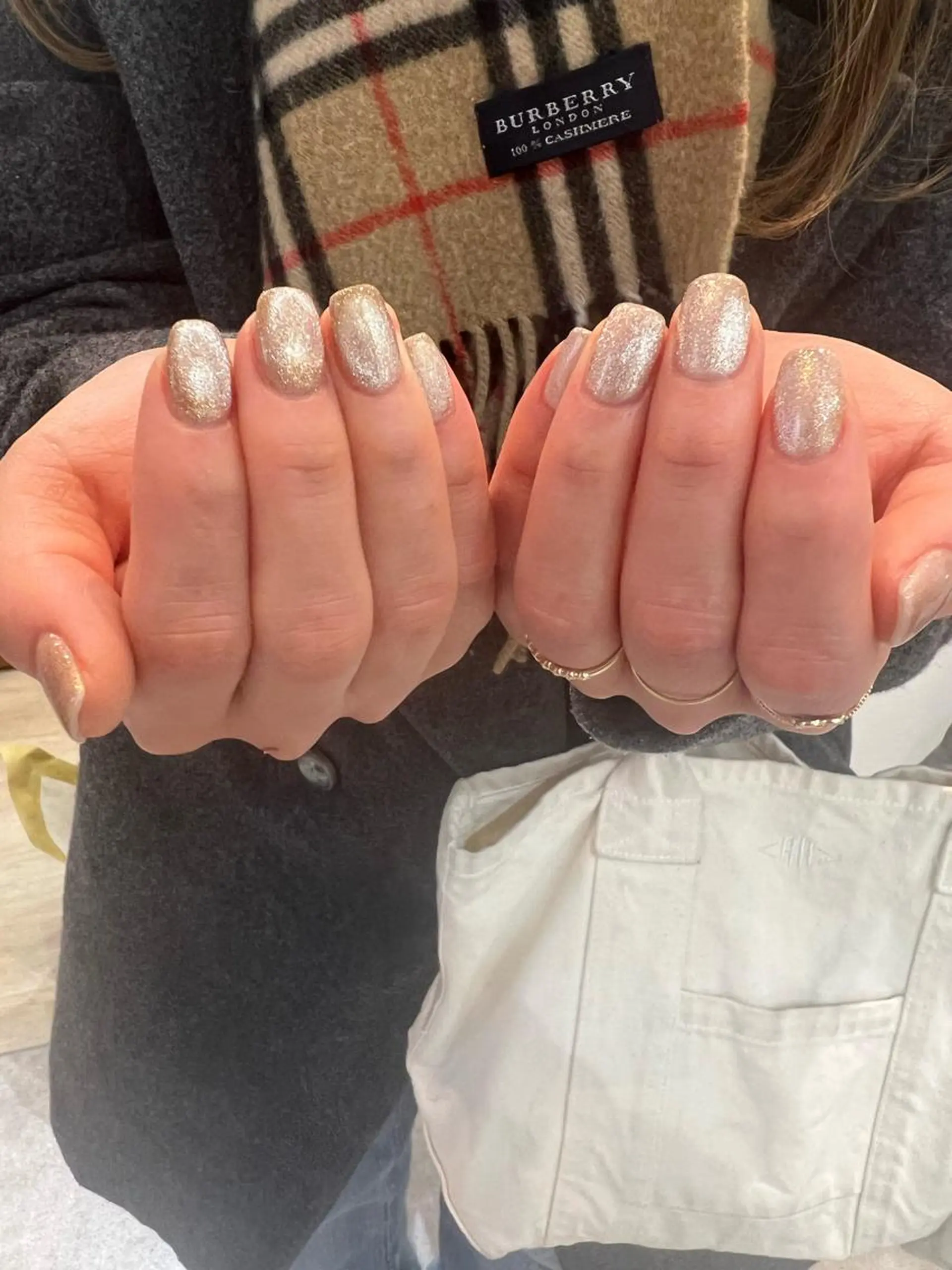 ヘアアレンジ ネイル マグネットネイル ヘアメイクネイリスト 💄💅hidemiのネイルデザイン