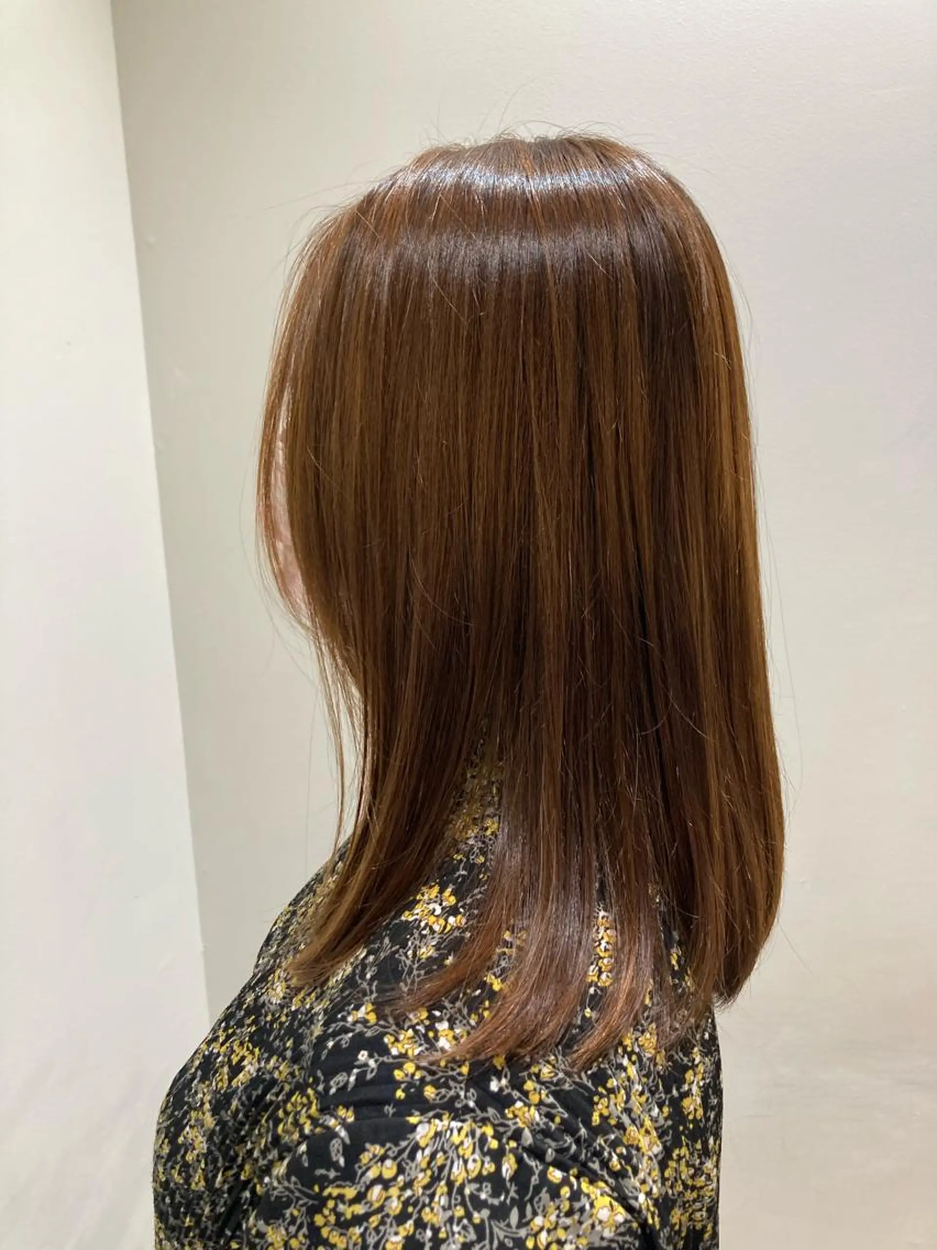 カラー ヘアカラー 折本 沙織のヘアスタイル