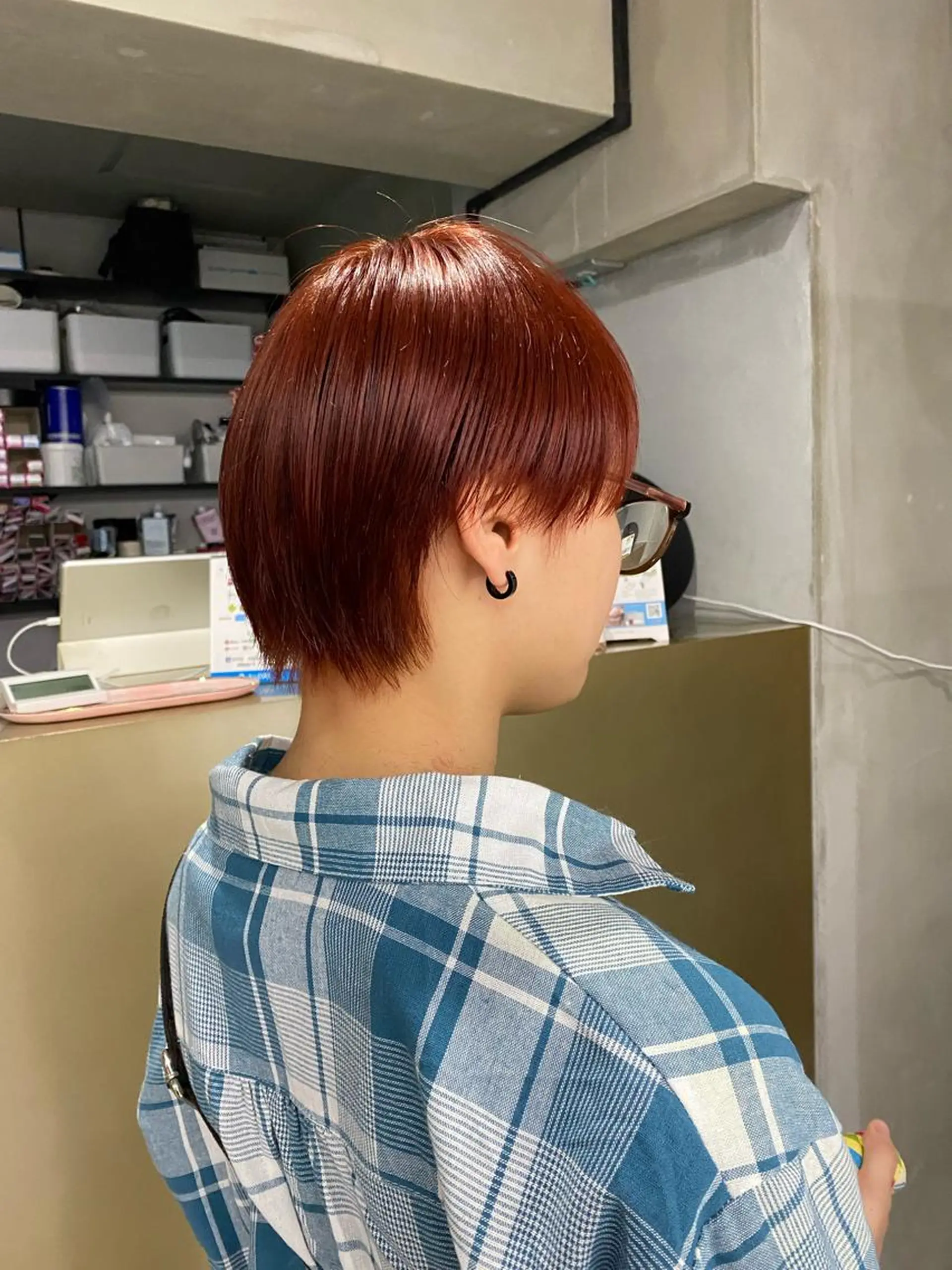 ショート カラー ボルドーカラー ショートヘア 田代 佳穂のヘアスタイル