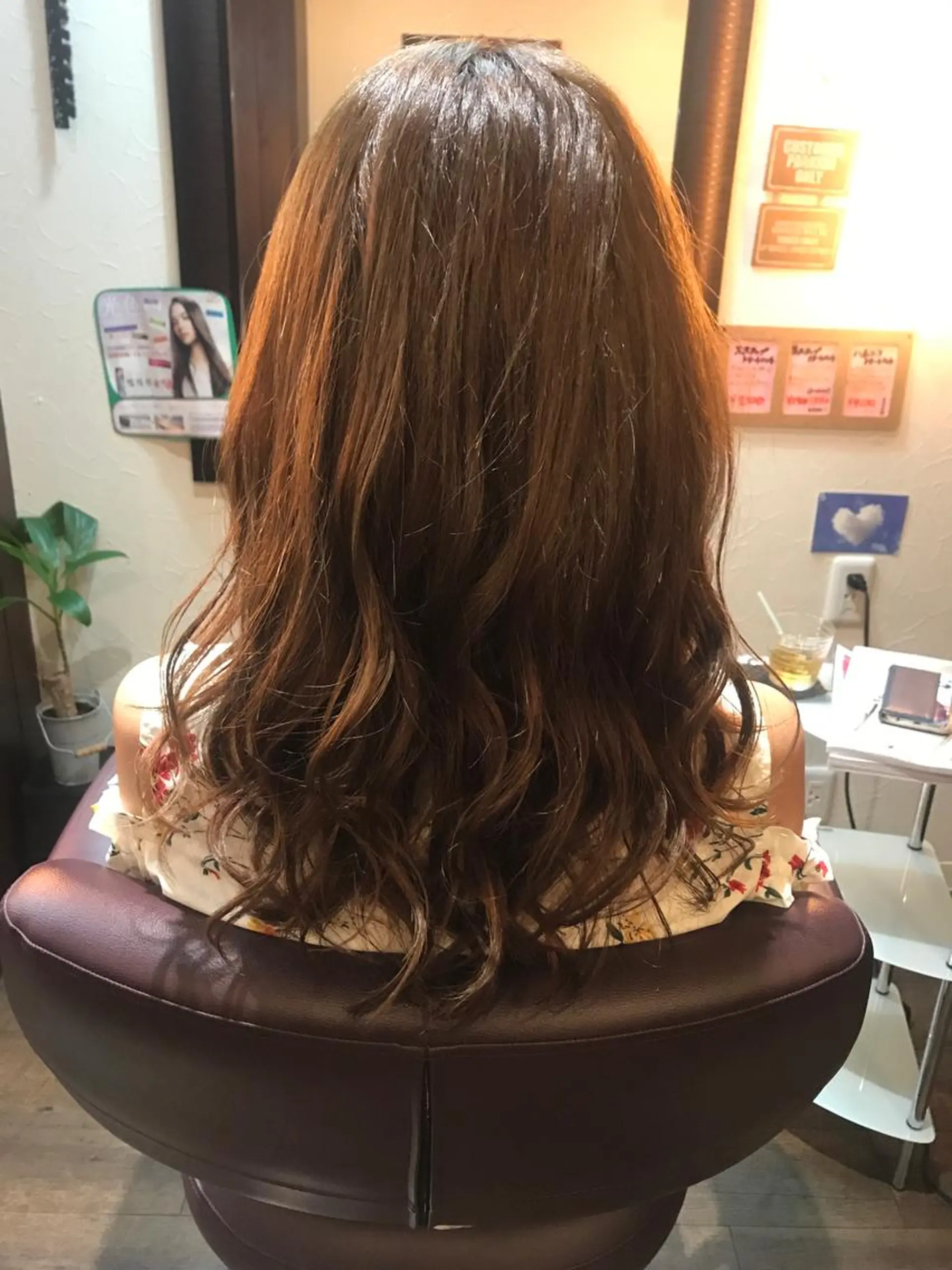 セミロング カット ヘアカラー トリートメント トモタニ ミオのヘアスタイル
