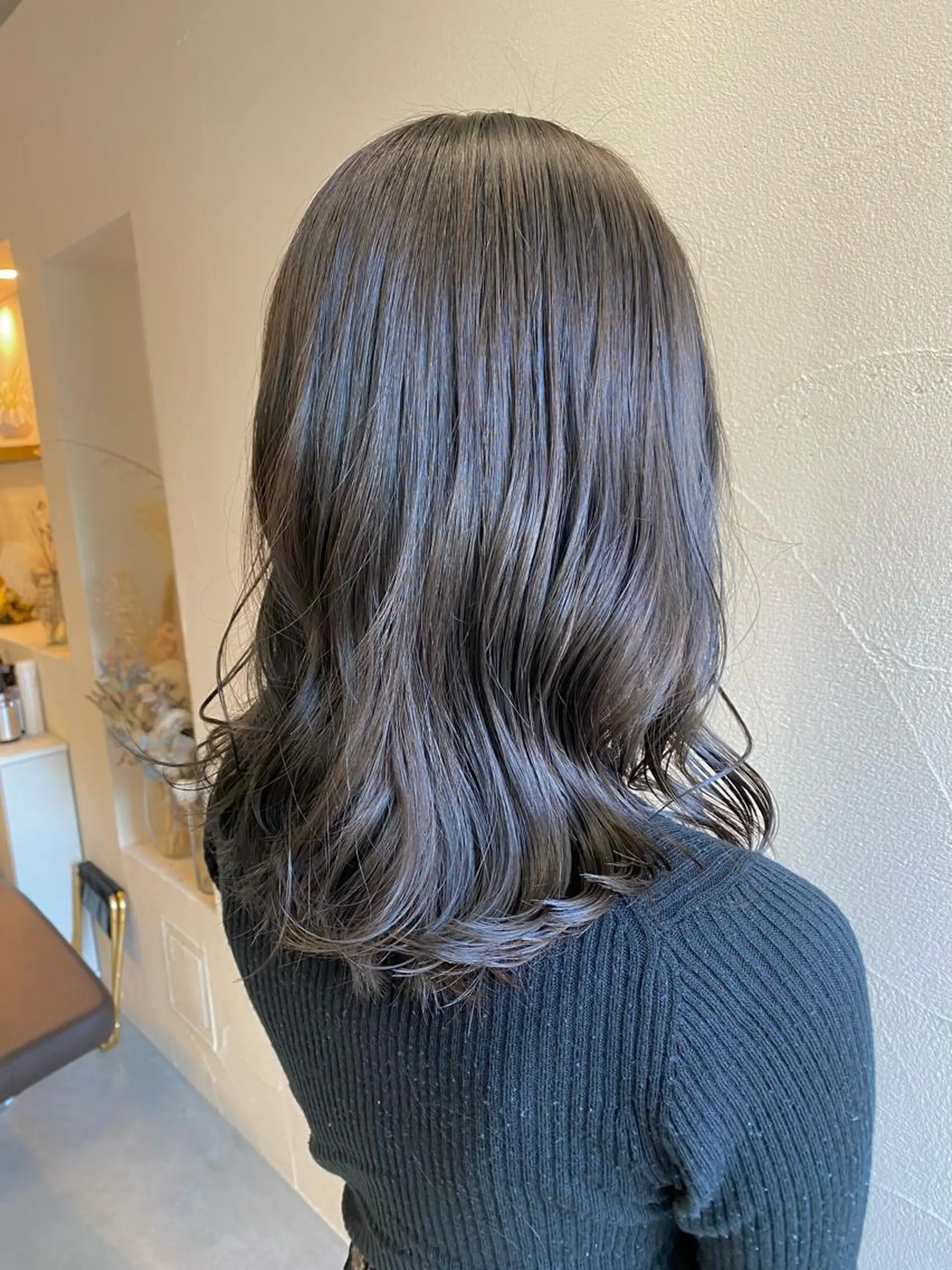 ミディアム カラー ベージュカラー 透明感カラー グレージュ カーキグレージュ オリーブベージュ カット ヘアカラー トリートメント Masena所属・Director 🌈中川慎之介のヘアスタイル