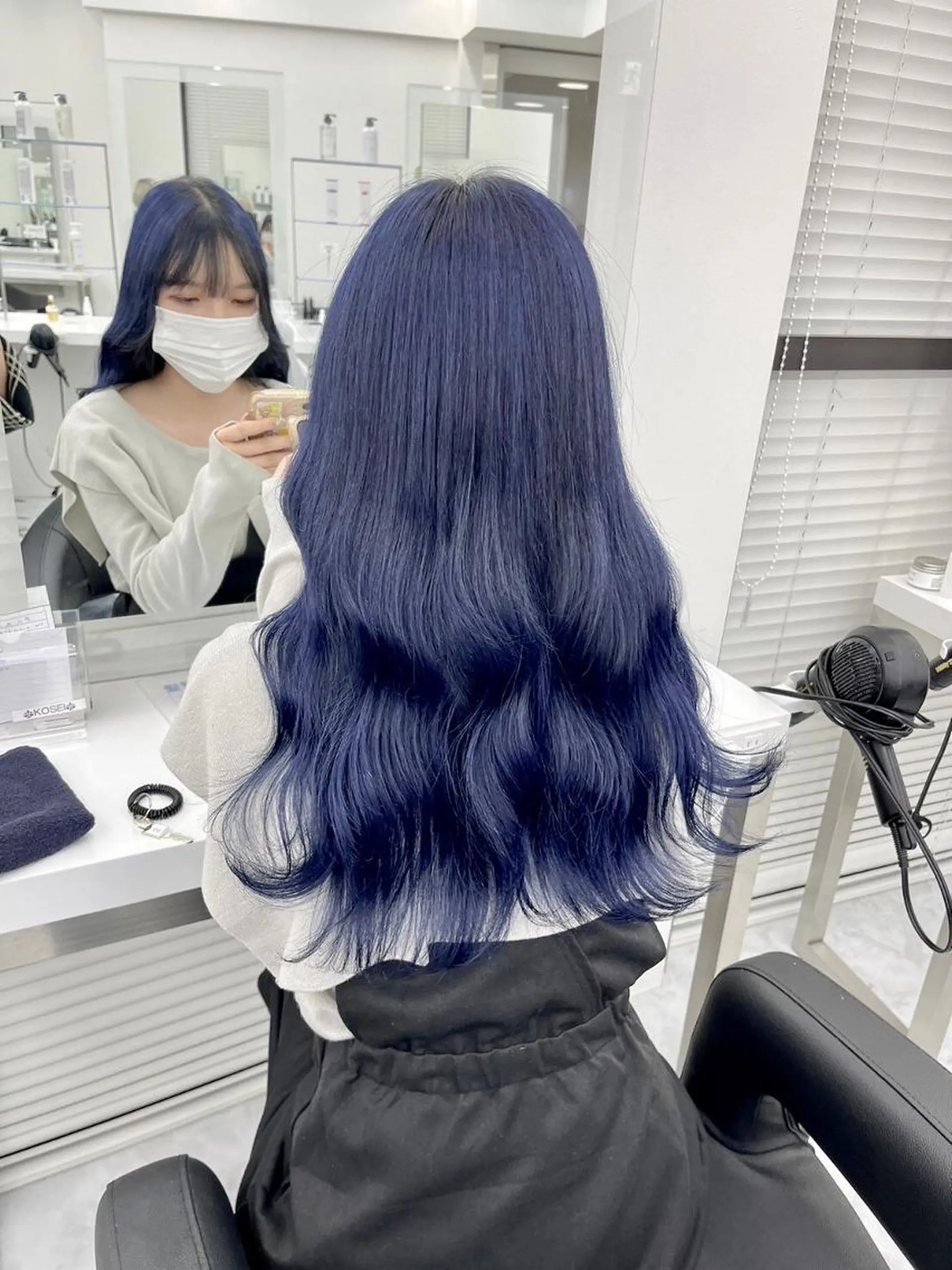 カラー 色落ち綺麗🇰🇷 透明感ブルーブラックのヘアスタイル