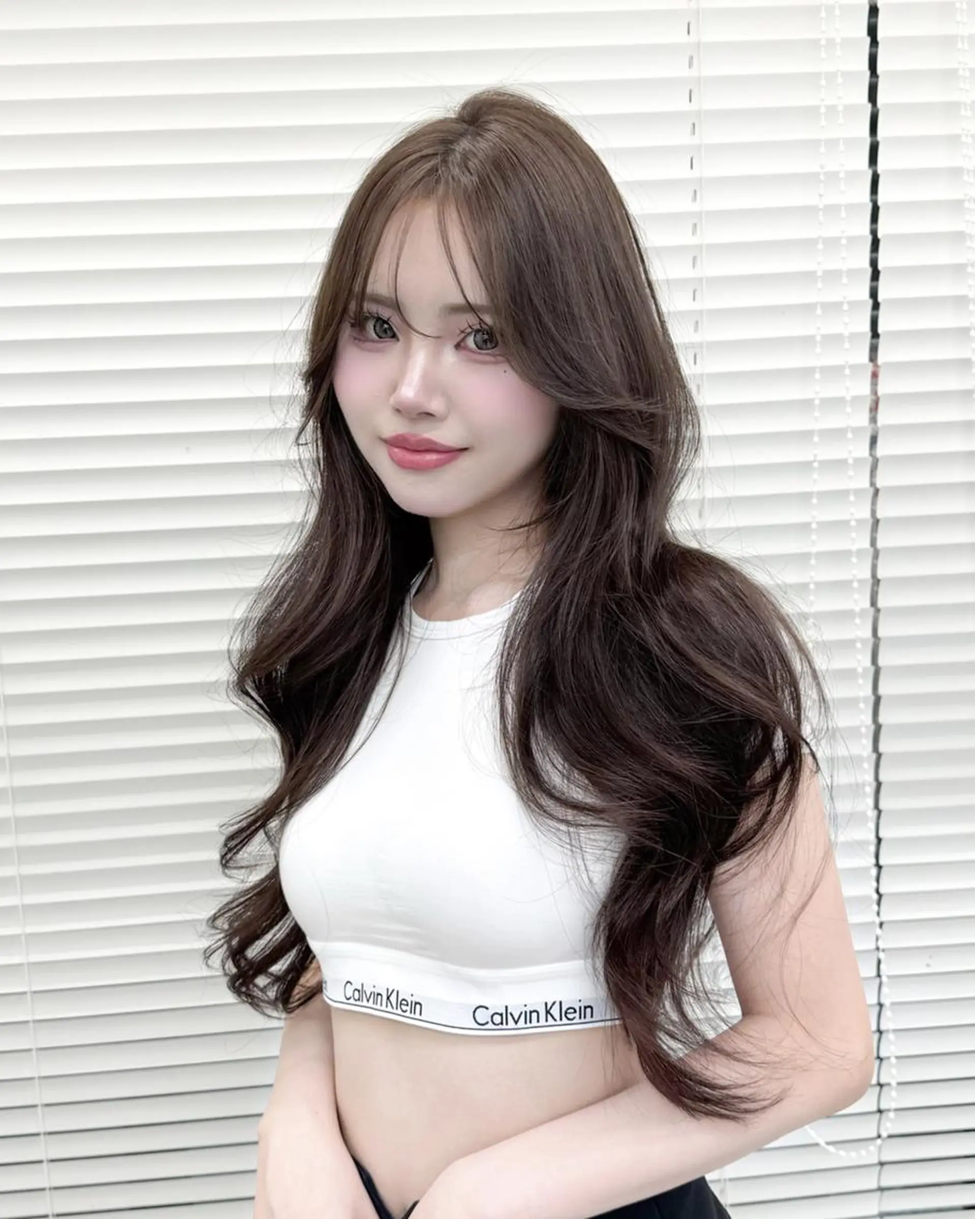 カラー ロング 韓国ベージュ🇰🇷 レイヤー🤍表参道のヘアスタイル