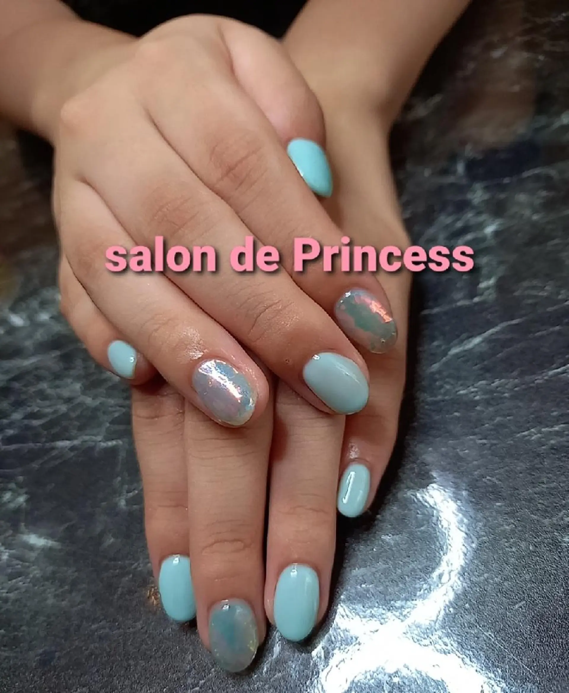 ネイル 氷ネイル・うるうるネイル salon de Princess所属・salon de  Princessのネイルデザイン