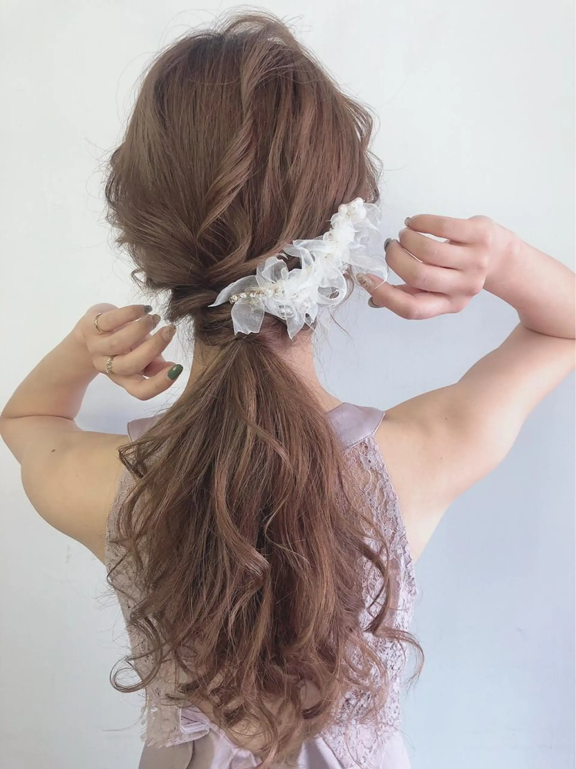 ロング カラー ヘアアレンジ ヘアセット シアーベージュニスト 🥣大石亜里紗のヘアスタイル