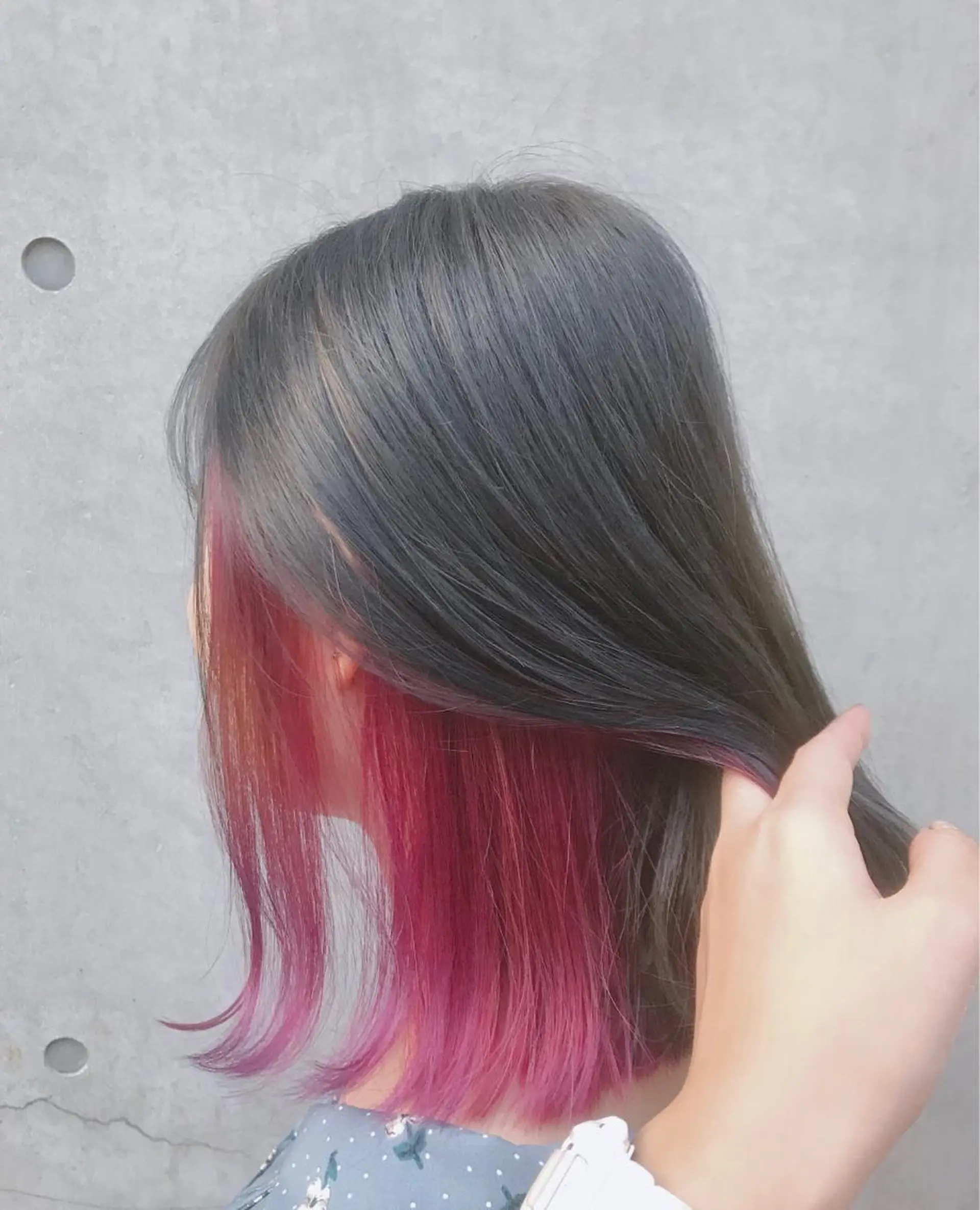 ミディアム カラー ヘアアレンジ グレージュ ピンクカラー まつげと美容室/ 個室/瀬戸 一菜のヘアスタイル