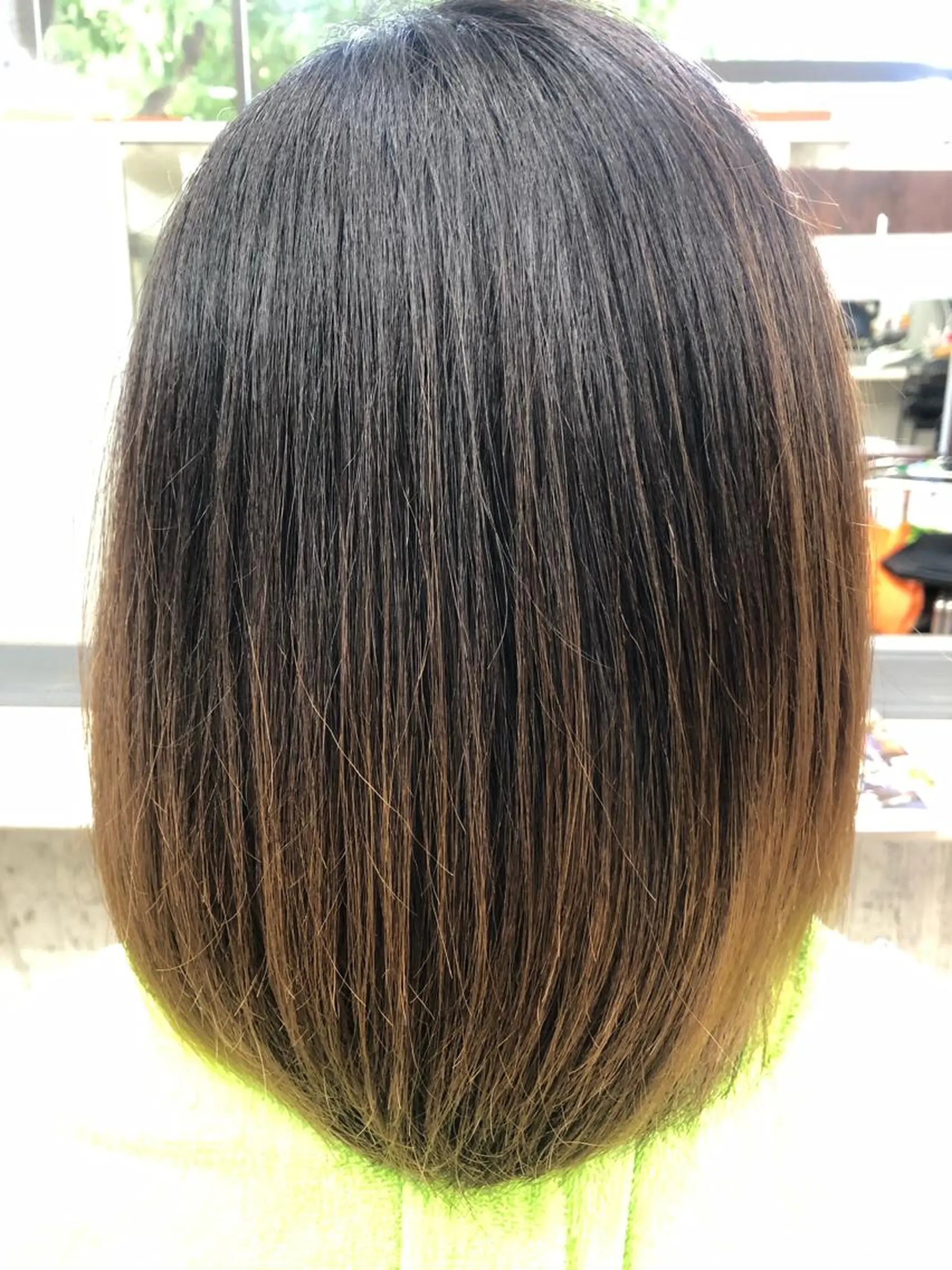 カラー ブリーチ レアマカナ所属・髪の保健室 Espr essioneのヘアスタイル