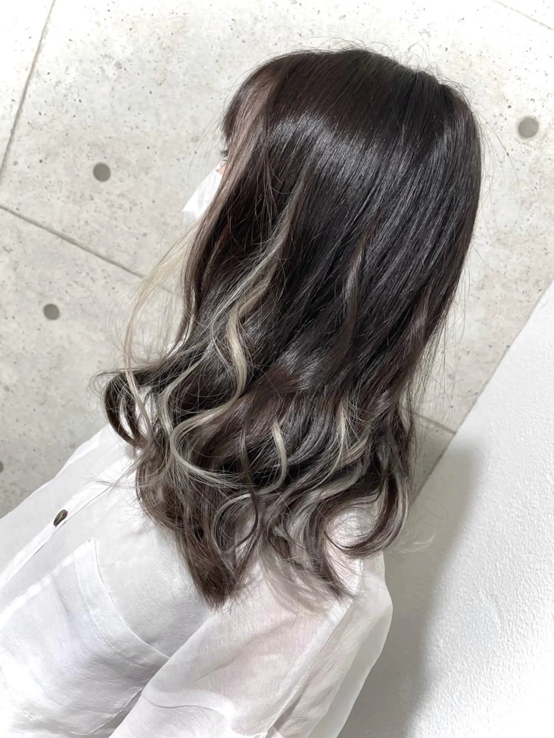 セミロング カット トリートメント miki 🦎のヘアスタイル