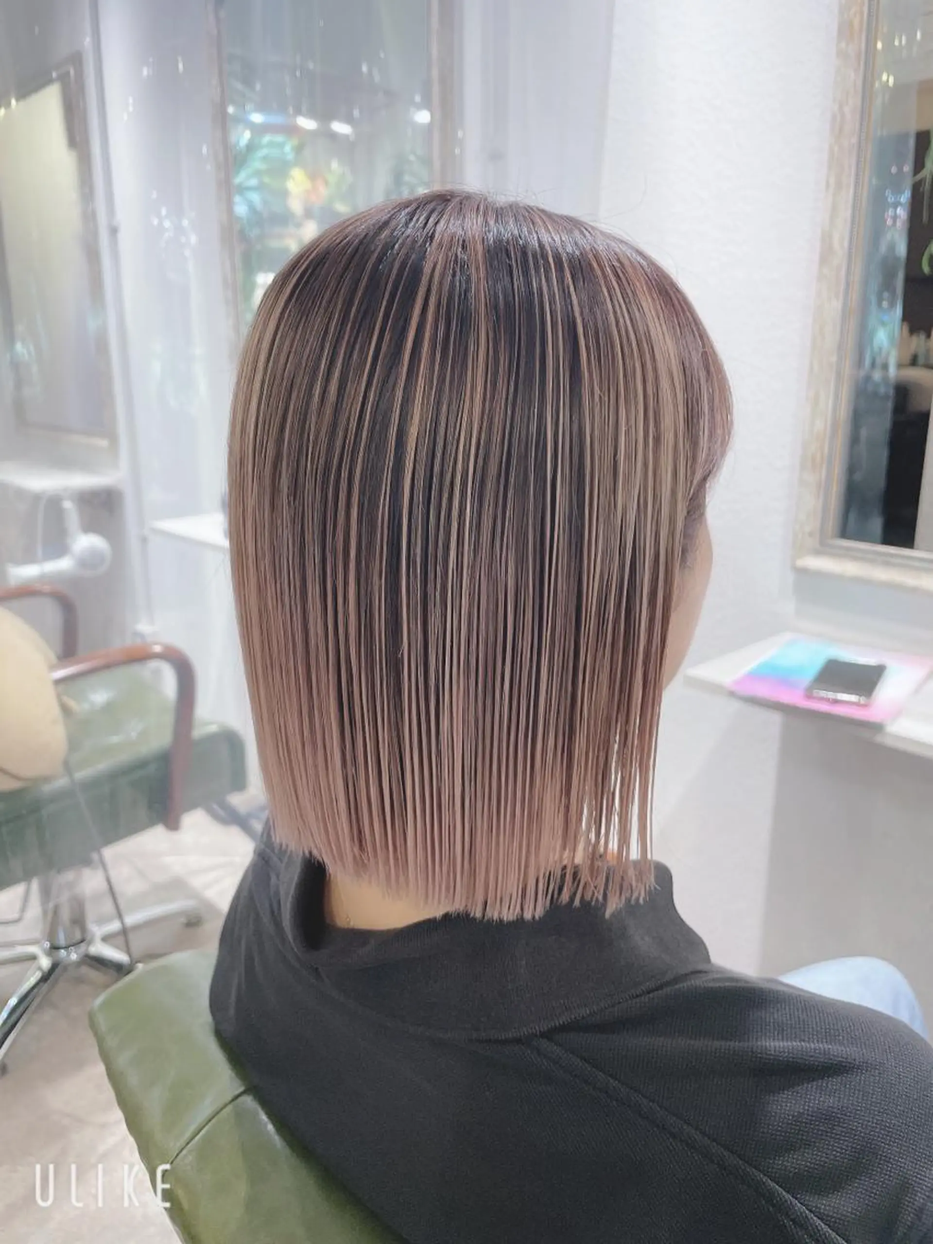 ショート カラー バレイヤージュ デザインカラー レイヤーカット カット ヘアカラー トリートメント 渡辺 加菜子のヘアスタイル