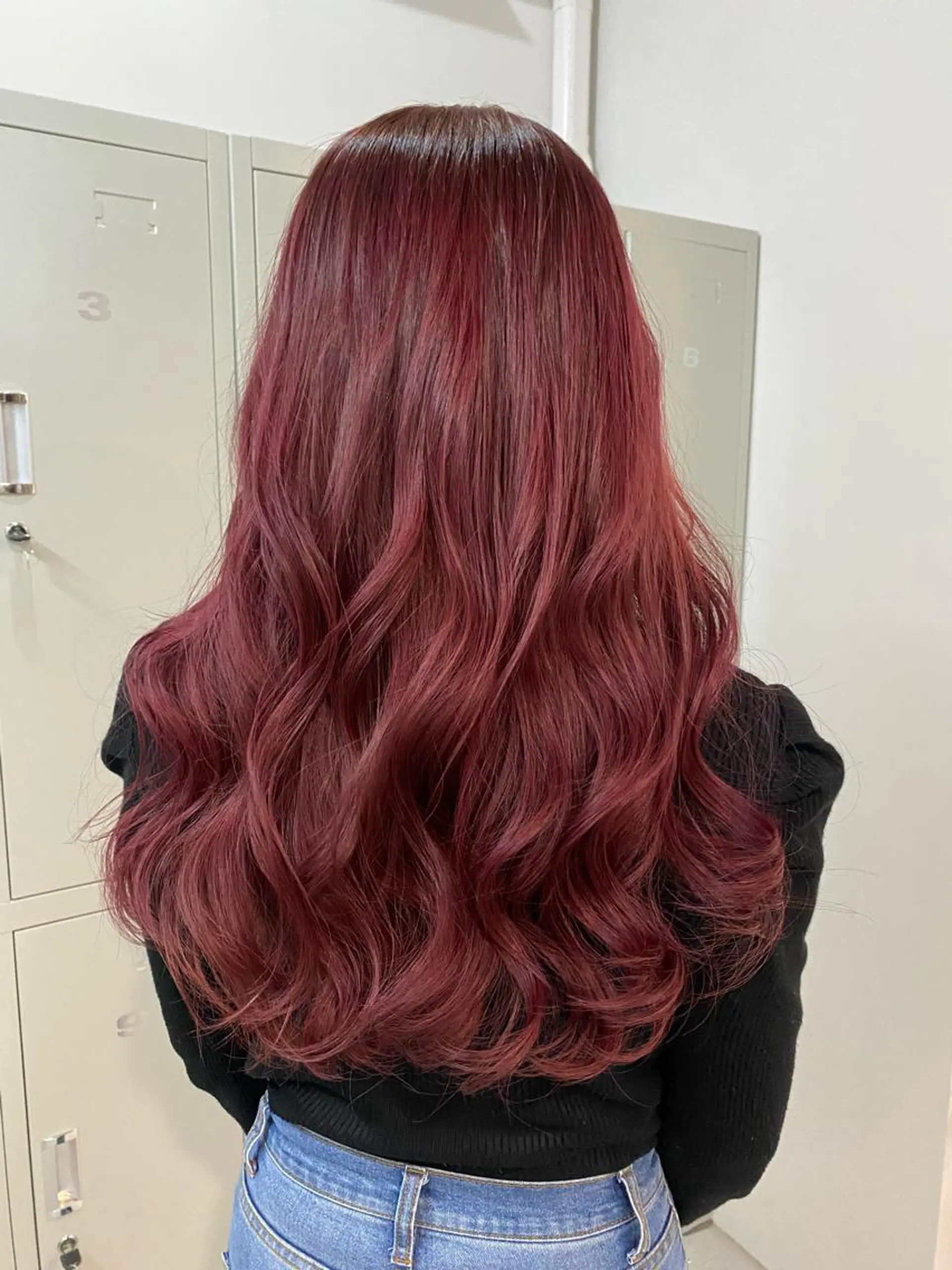 ロング カット ヘアカラー トリートメント ブリーチなしカラー レイヤーカットのヘアスタイル