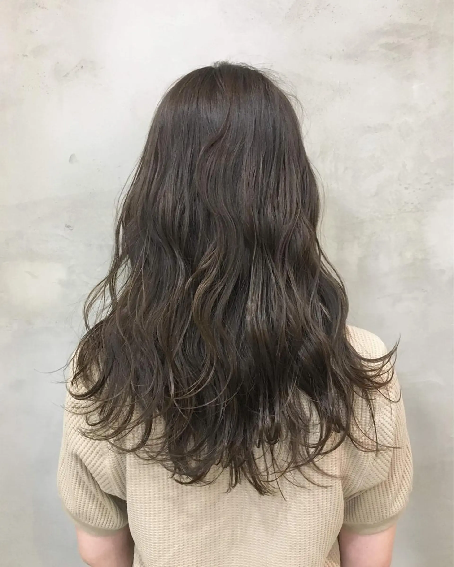 ロング カラー アッシュ ベージュカラー オリーブベージュ オリーブカラー pesca 長町南店 OIKAWAのヘアスタイル