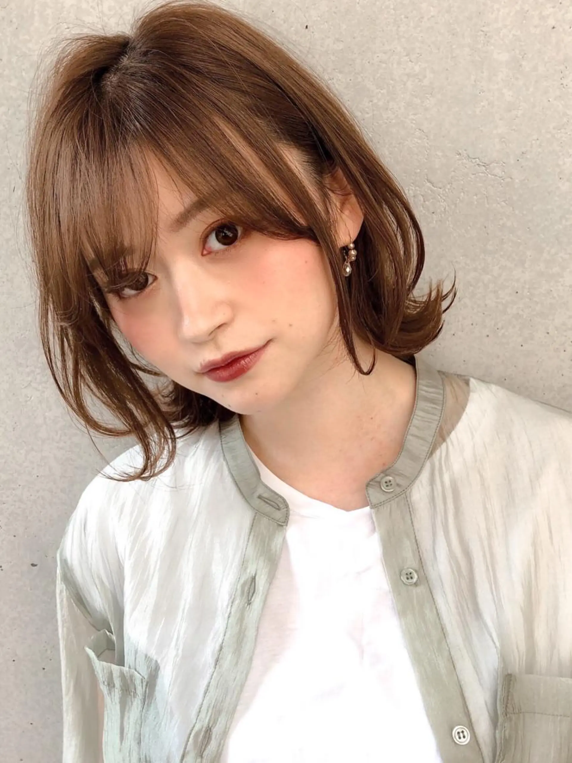 ミディアム カラー ボブ くびれヘア 佐藤 侑哉のヘアスタイル