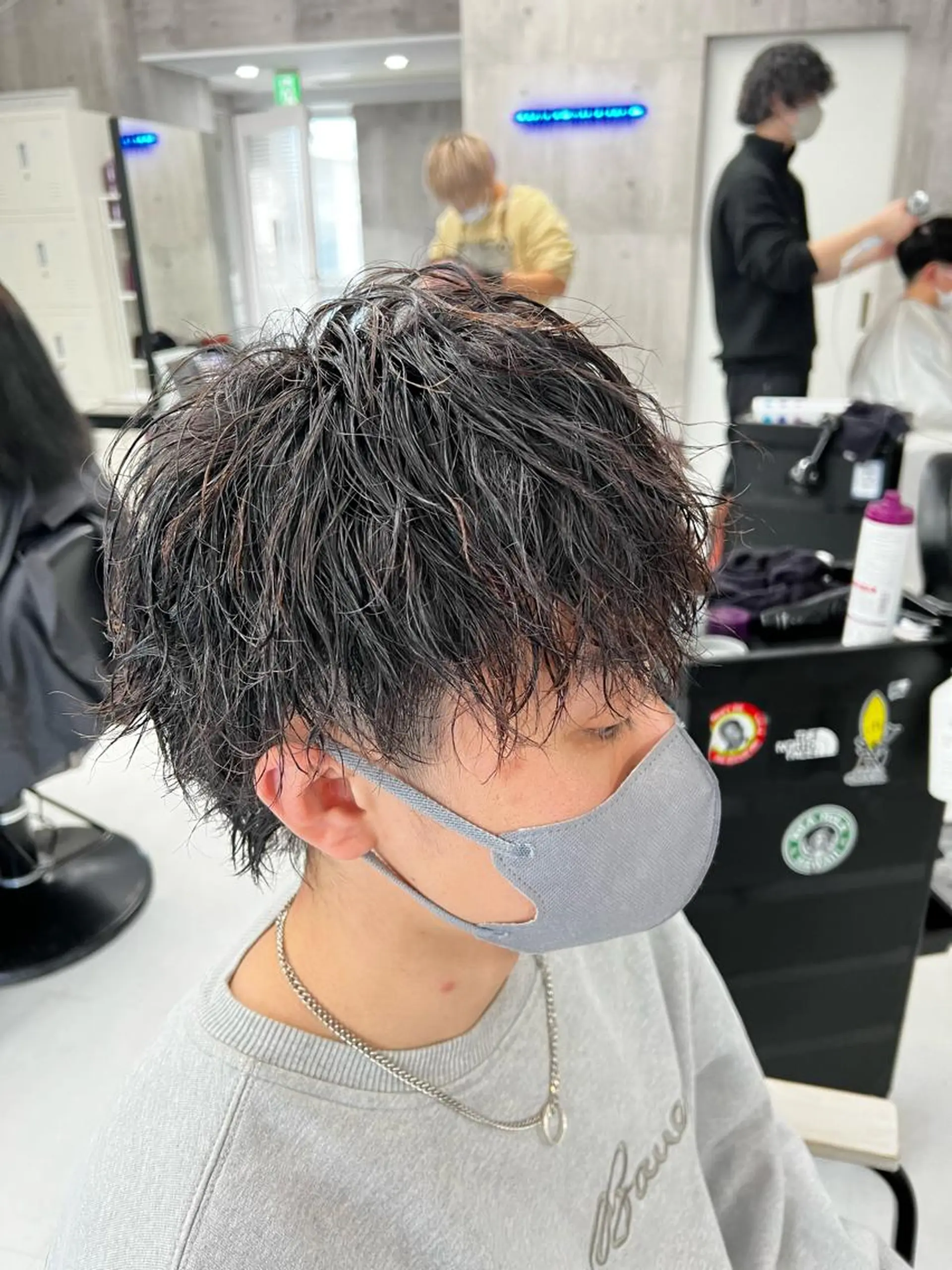 ショート パーマ メンズ メンズパーマ ツイストスパイラルパーマ スパイラルパーマ カット メンズカット/波巻き TAKUMAのヘアスタイル
