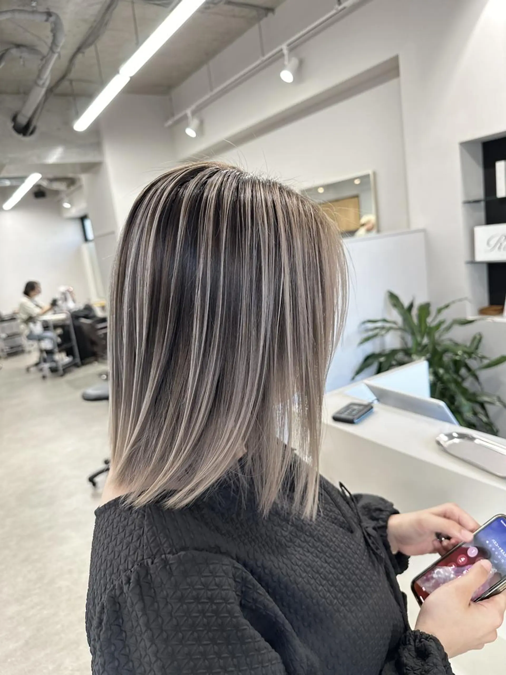 ミディアム カラー ✨【公式】 juhl.横浜✨のヘアスタイル