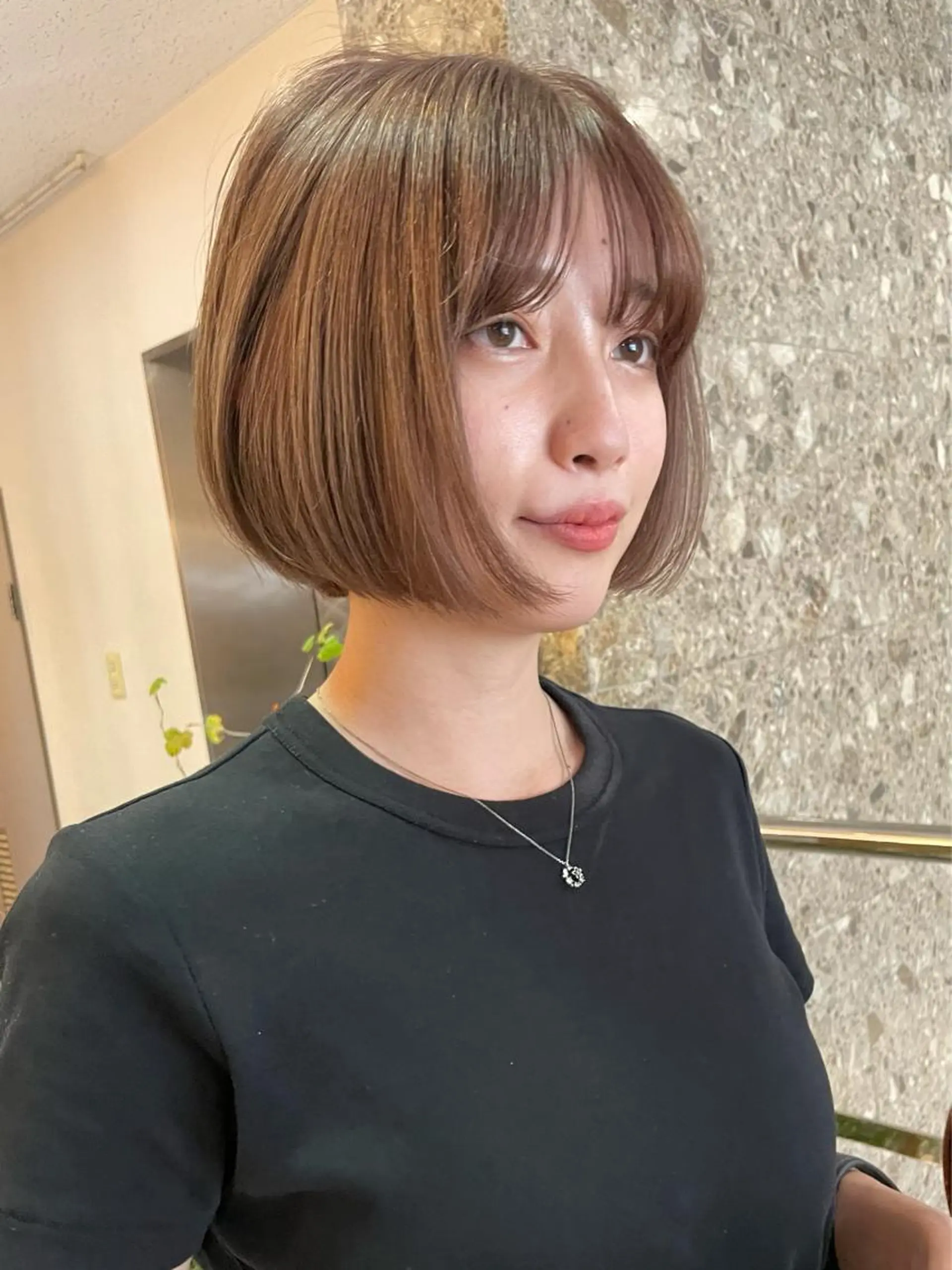 ショート カラー カット ヘアカラー トリートメント suvvy hairsalonのヘアスタイル