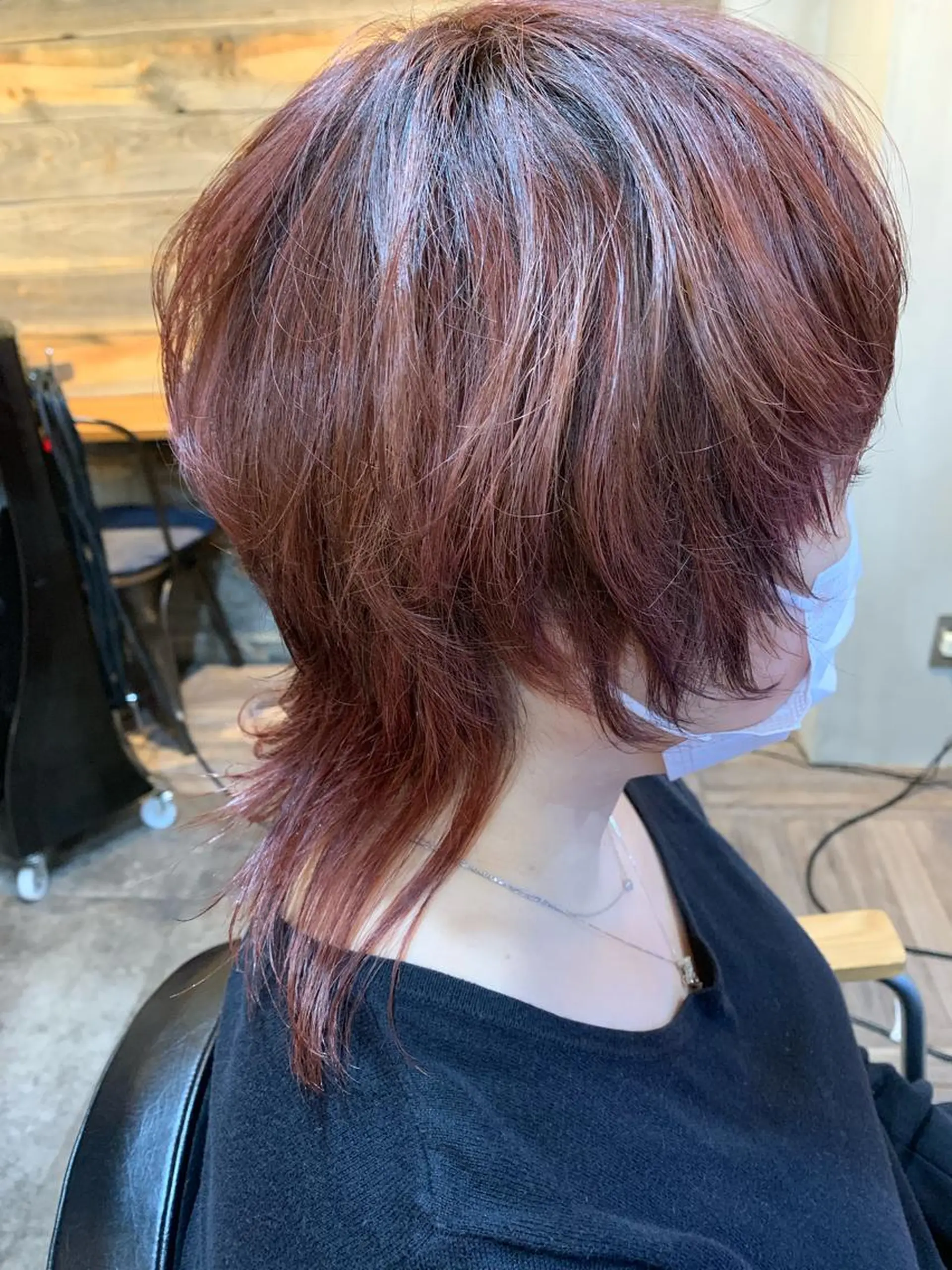 ミディアム ウルフカット カット ヘアカラー トリートメント 山本 みきのヘアスタイル