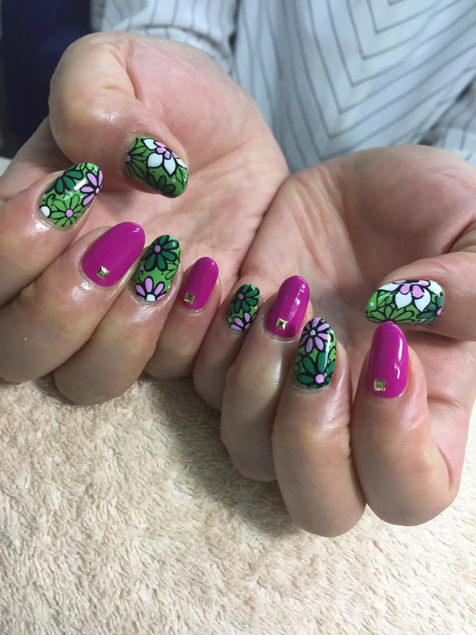 ネイル 坂田 澄香のネイルデザイン