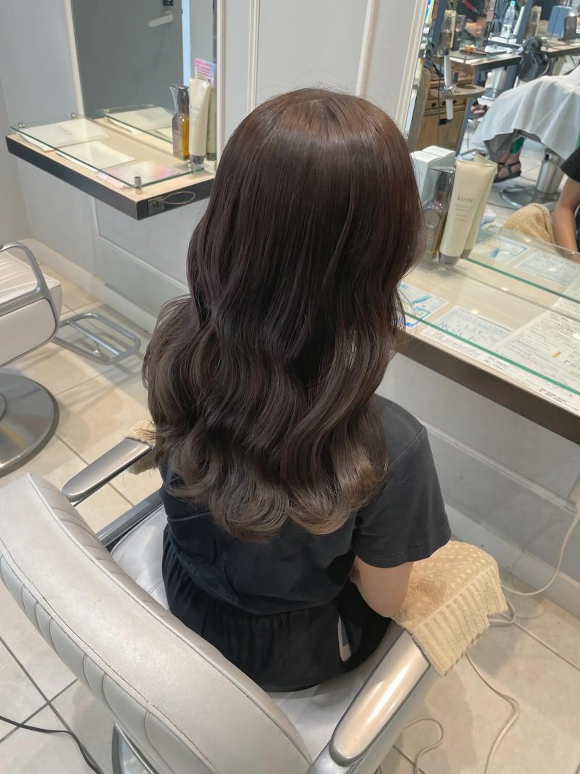 ロング カット ヘアカラー トリートメント 🩶赤み消しカラー 🐈‍⬛荻野美思🐾のヘアスタイル