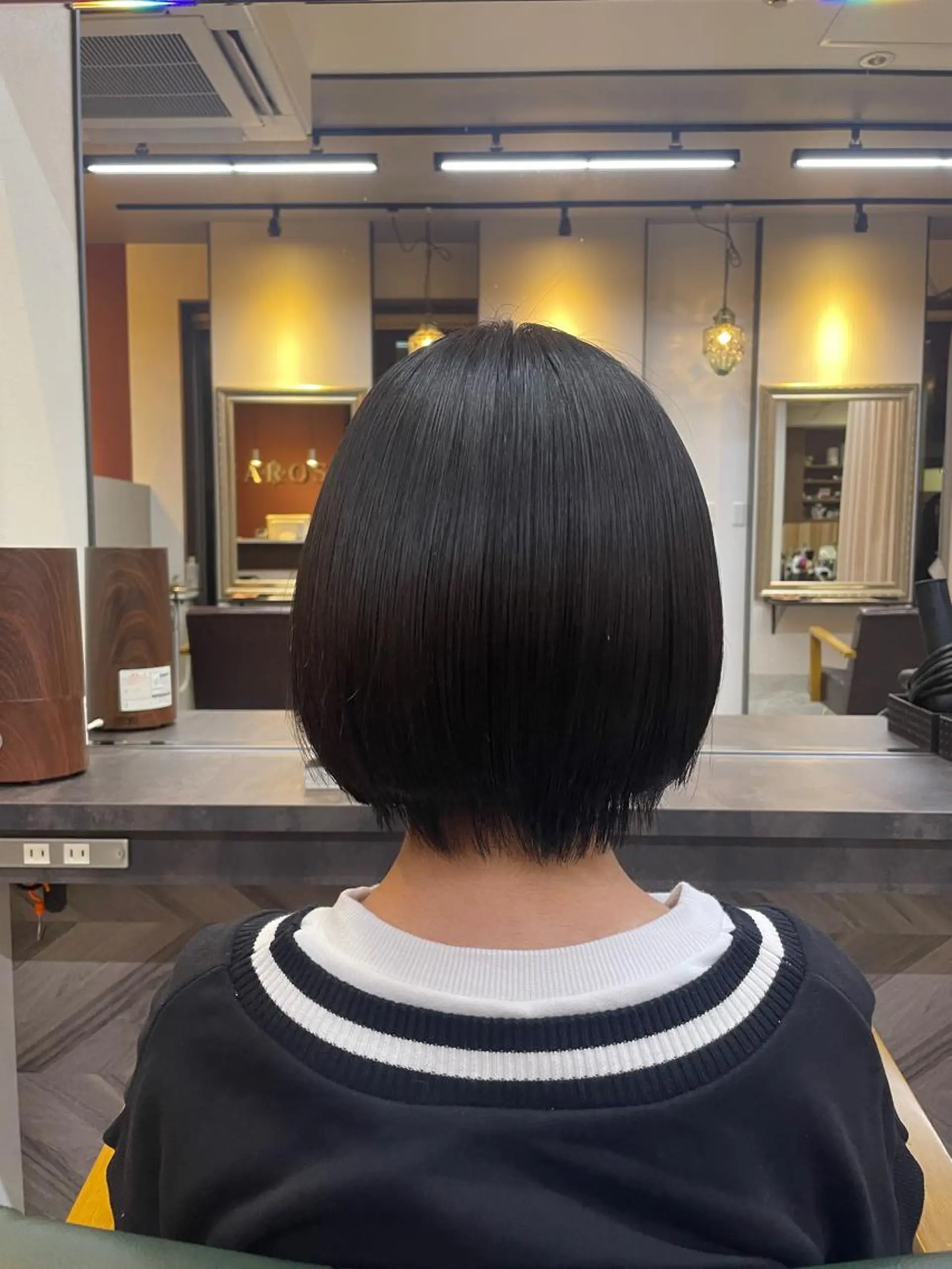 ショート CAROS　atelier所属・安倍 辰哉のヘアスタイル