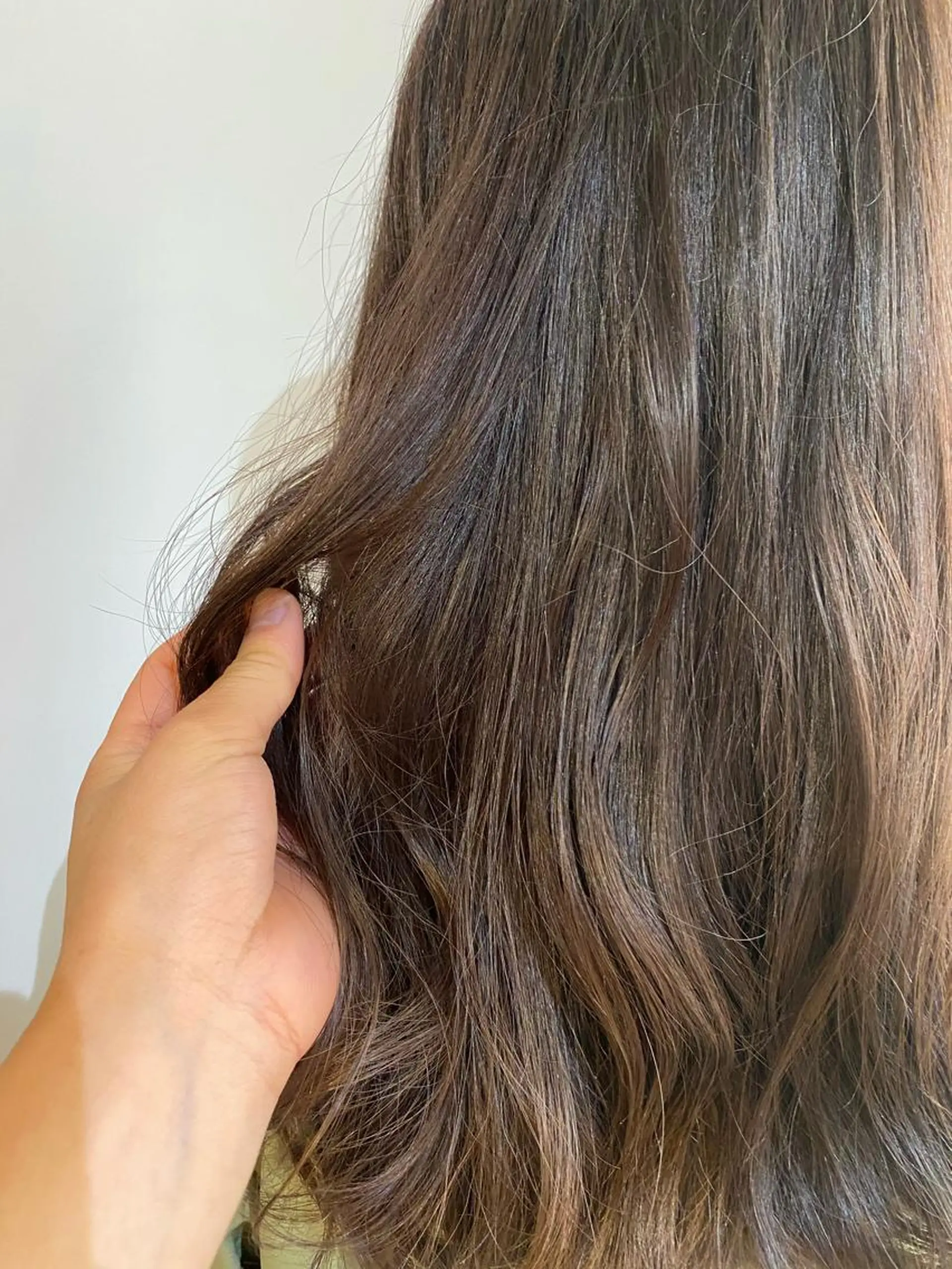 セミロング カラー カット ヘアカラー トリートメント ikeda shioriのヘアスタイル