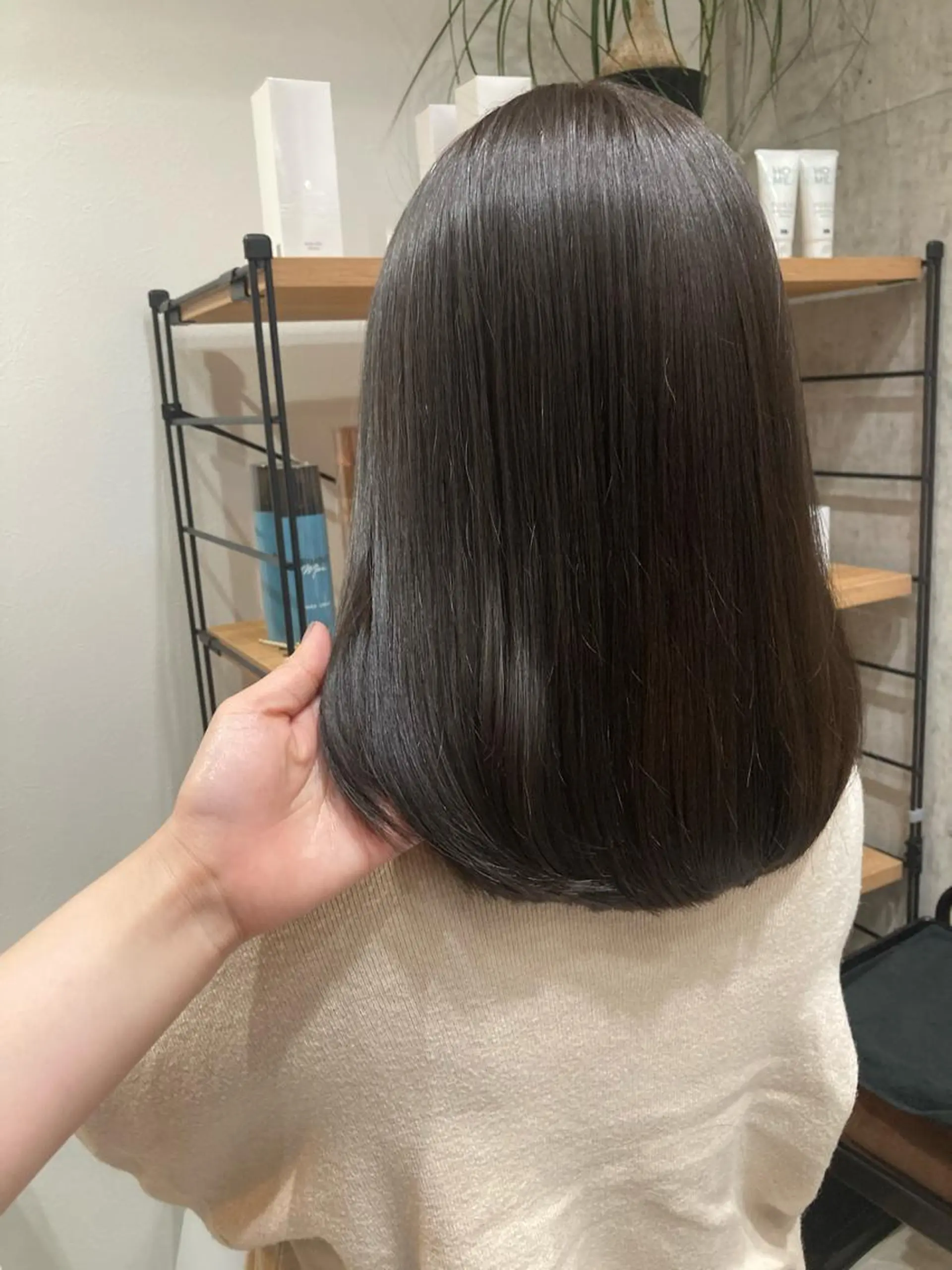 ミディアム カット ヘアカラー トリートメント ✨色持ちの良い艶 カラー✨蟹江真世のヘアスタイル