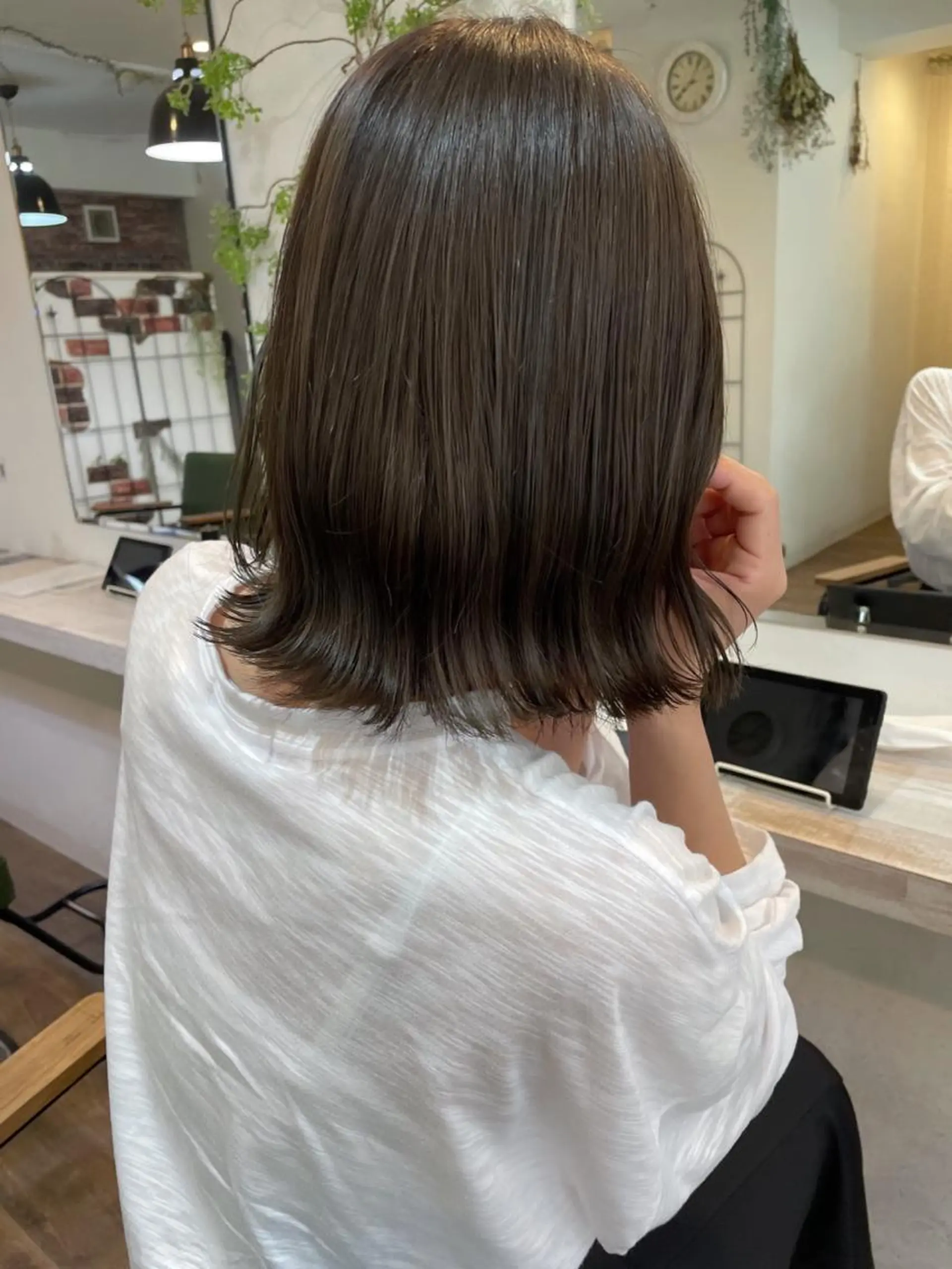 ミディアム カラー ベージュカラー オリーブベージュ ヘアカラー m ā l o.🌷 サカモトマイコのヘアスタイル