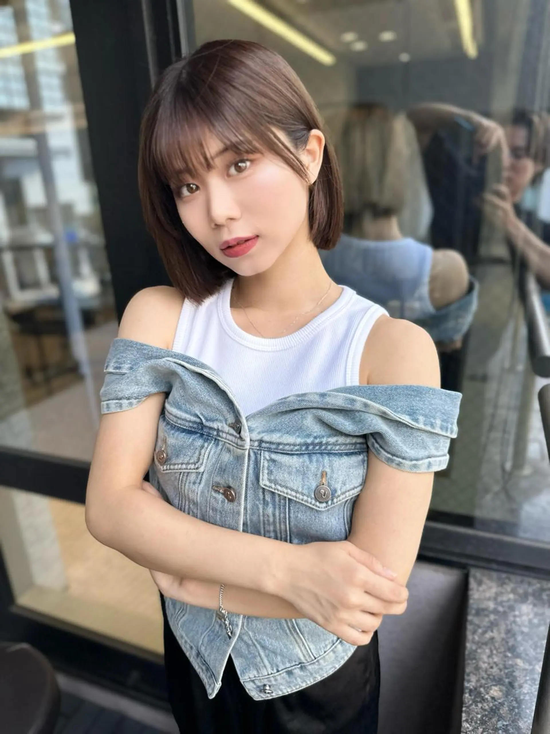 ミディアム 切りっぱなしボブ ショートボブ ボブ くびれヘア タンバルモリ カット ヘアカラー トリートメント 市原 大翼のヘアスタイル