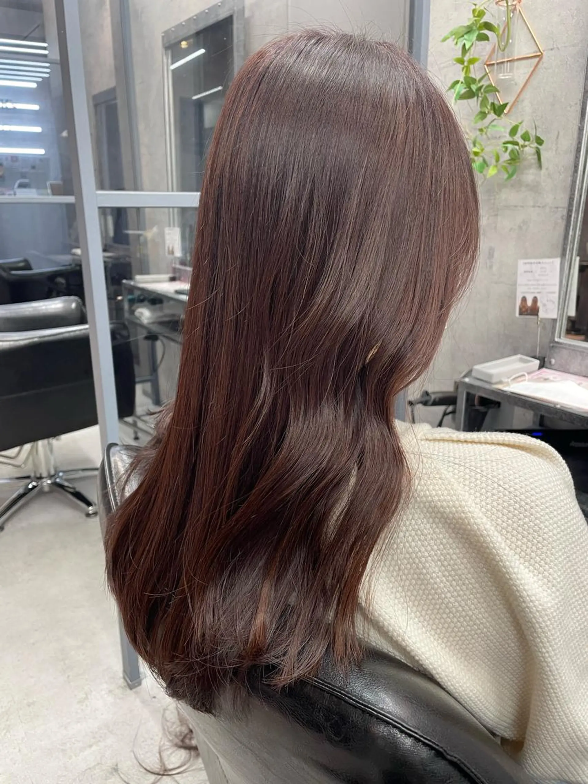 ロング カラー ブラウンカラー ピンクカラー ピンクブラウン 顔まわり/レイヤー 🌼MIU🌼のヘアスタイル