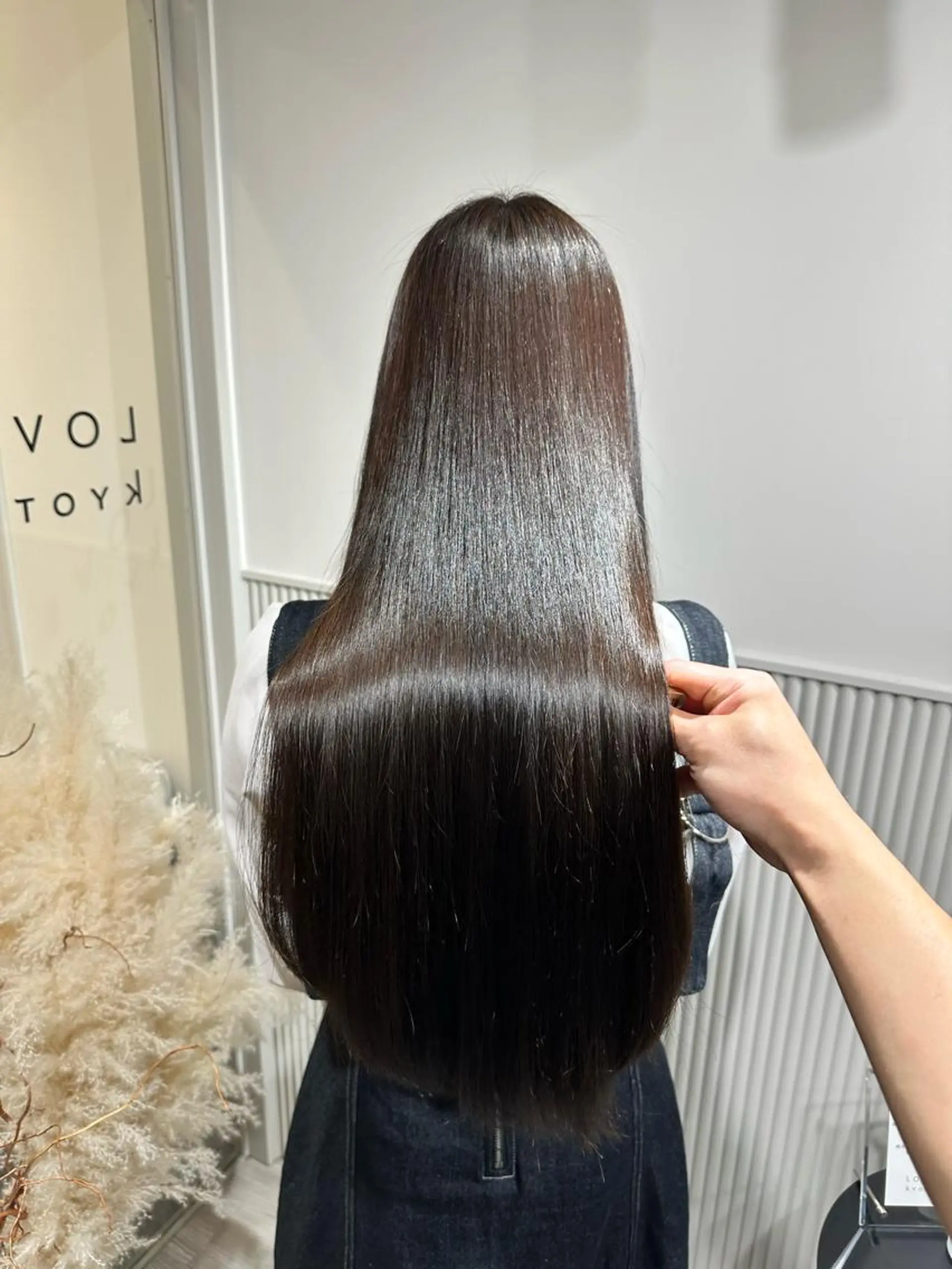 セミロング 髪質改善 縮毛矯正 トリートメント 酸熱トリートメント 髪質改善/美髪師/ 田邊翔伍のヘアスタイル