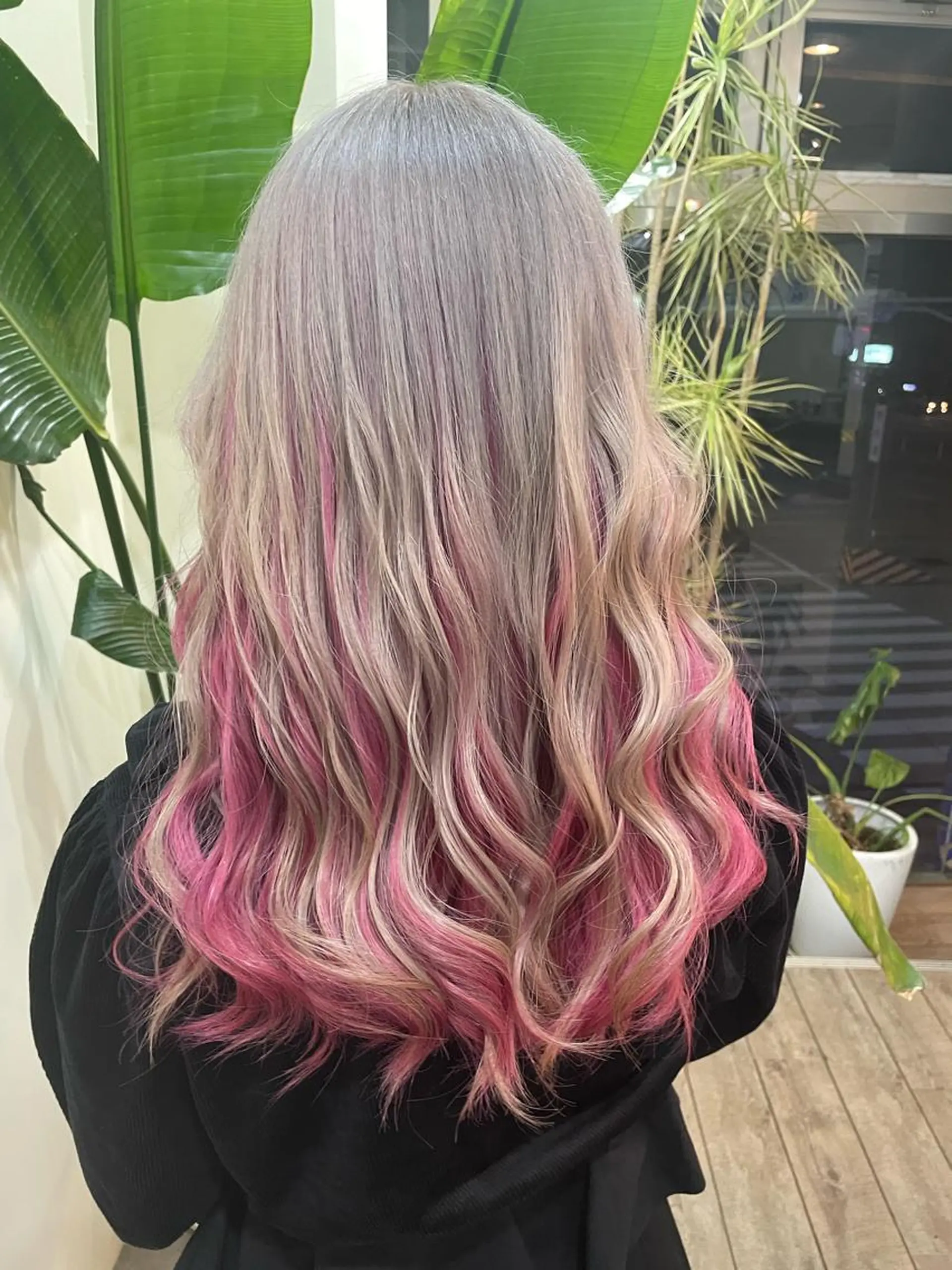 ロング カラー 編み込みエクステ プルエクステ シールエクステ バレイヤージュ ブリーチ カット ヘアカラー WEST OLAND加藤圭介のヘアスタイル